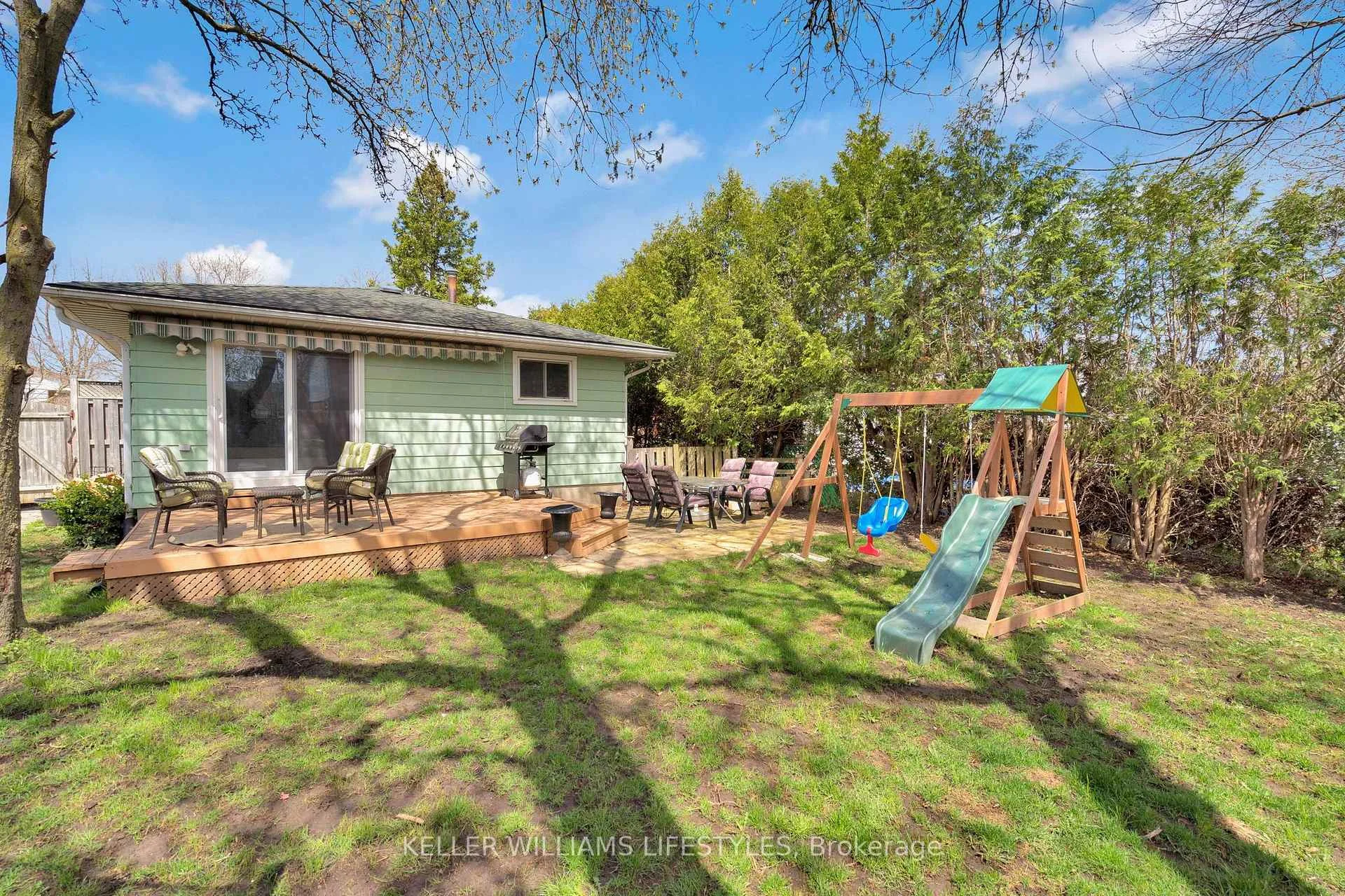 Photo 37 of 41 Scotchmere Crescent, London, South X — HOMEH