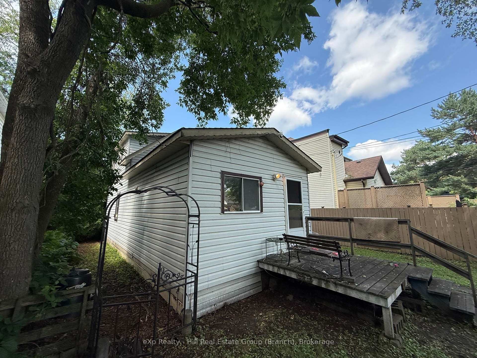 Photo 4 of 446 Vickers Street N, Thunder Bay, McKeller Park — HOMEH