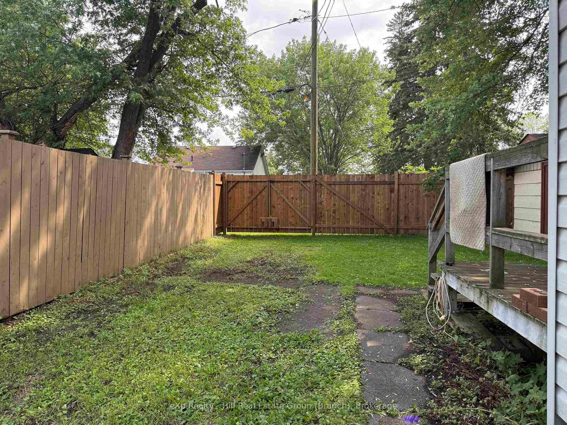 Photo 6 of 446 Vickers Street N, Thunder Bay, McKeller Park — HOMEH