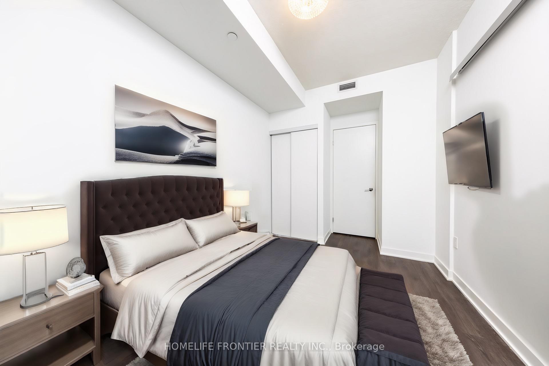 Photo 11 of Unit 705, 115 Blue Jays Way, Toronto, Waterfront Communities — HOMEH