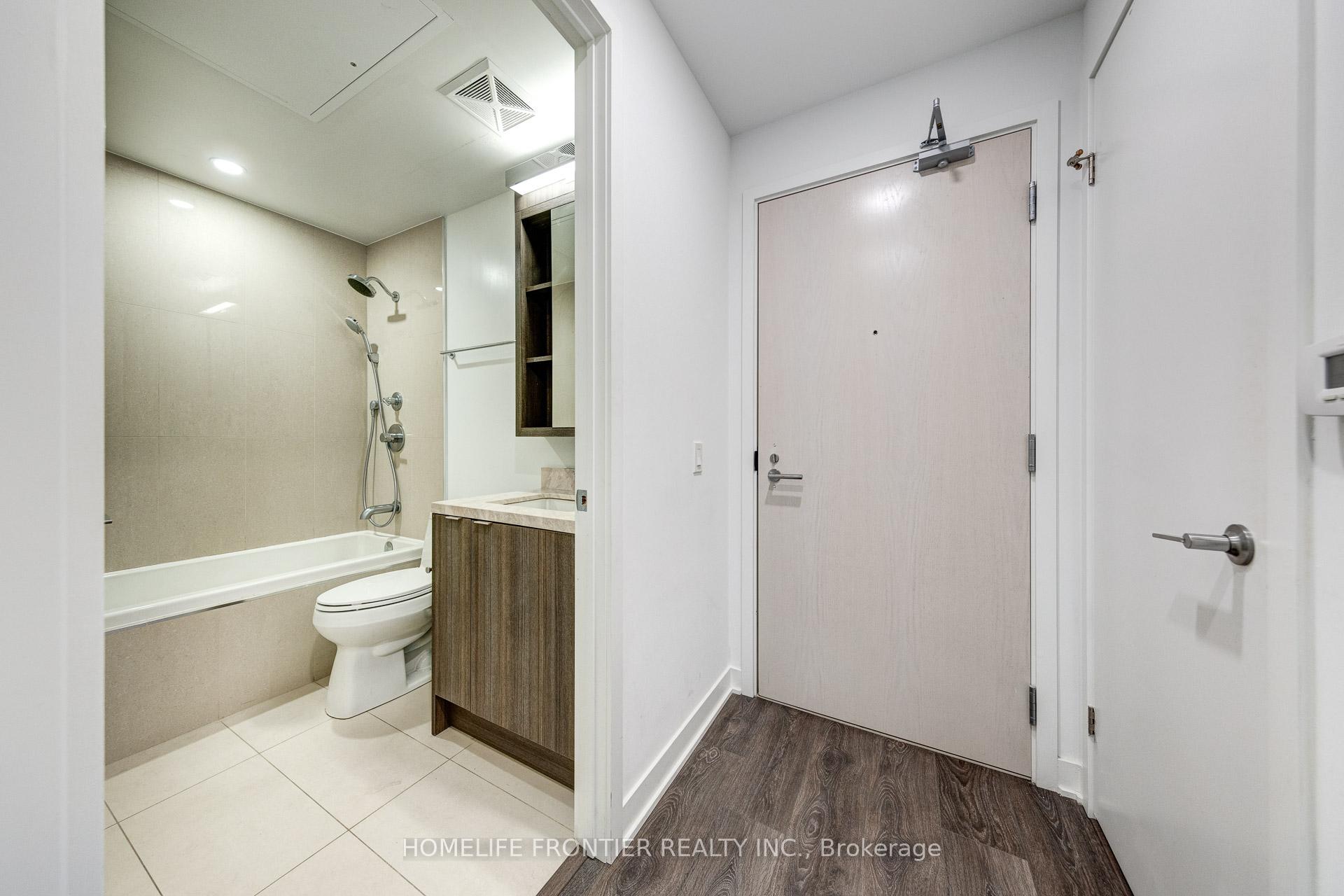 Photo 13 of Unit 705, 115 Blue Jays Way, Toronto, Waterfront Communities — HOMEH