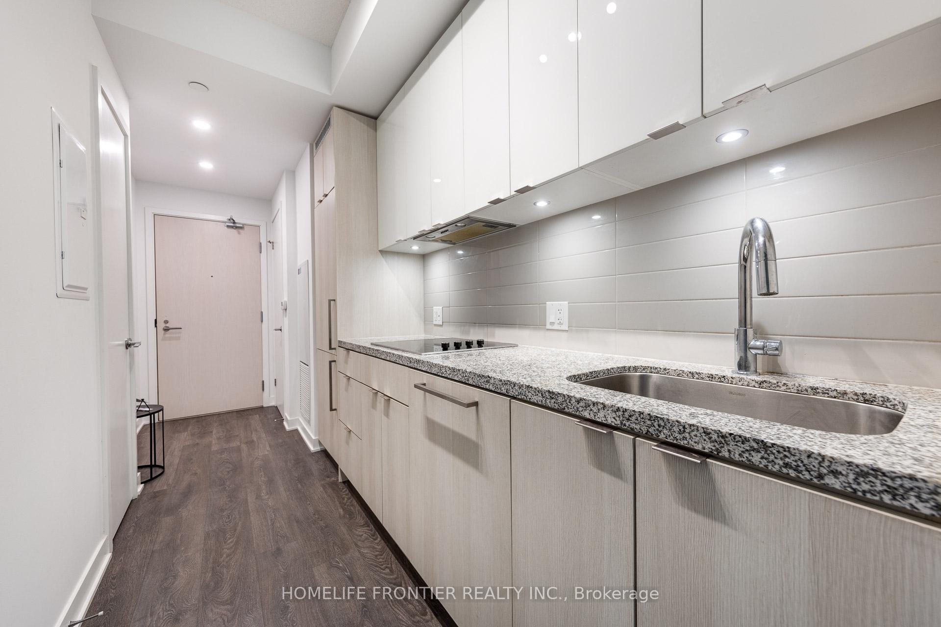 Photo 15 of Unit 705, 115 Blue Jays Way, Toronto, Waterfront Communities — HOMEH