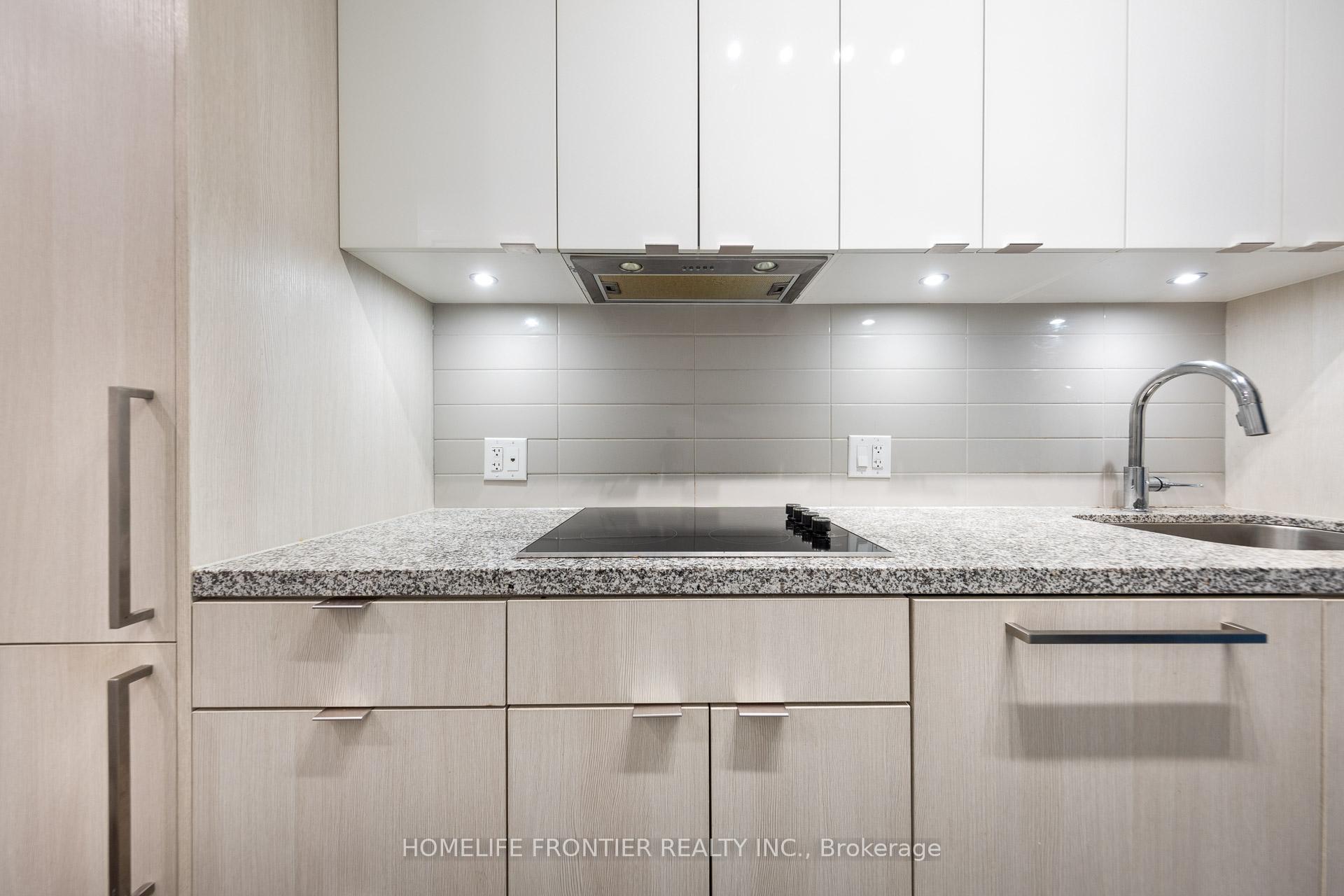 Photo 16 of Unit 705, 115 Blue Jays Way, Toronto, Waterfront Communities — HOMEH