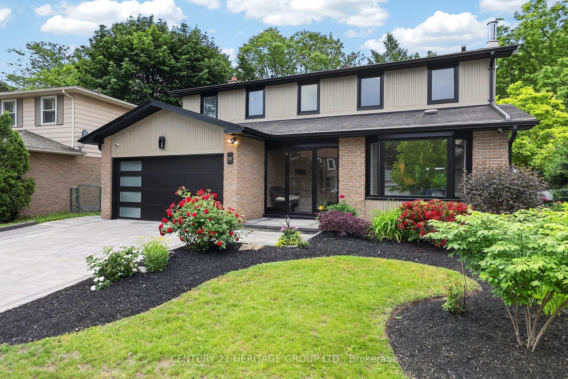 Front of 28 Innis Crescent