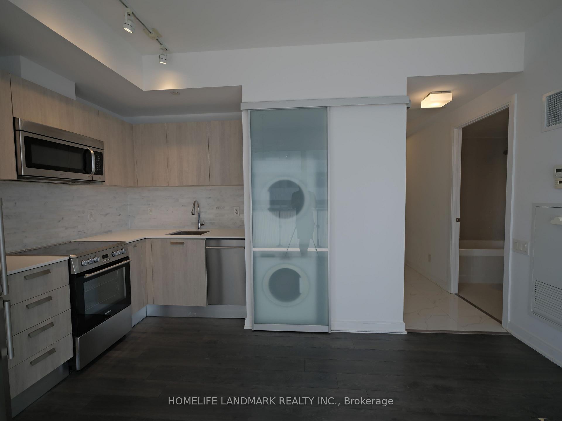 Photo 3 of Unit 3110, 42 Charles Street E, Toronto, Church-Yonge Corridor — HOMEH