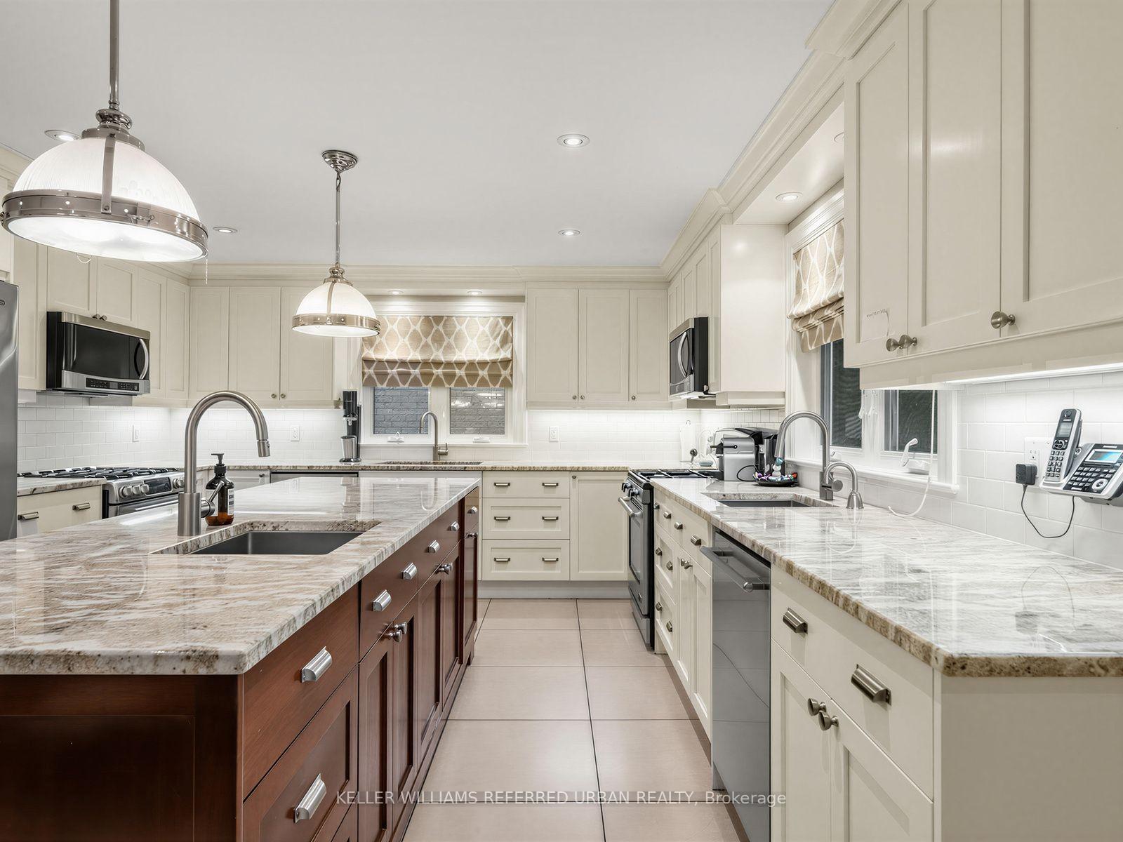 Photo 20 of 45 Fairholme Avenue, Toronto, Englemount-Lawrence — HOMEH