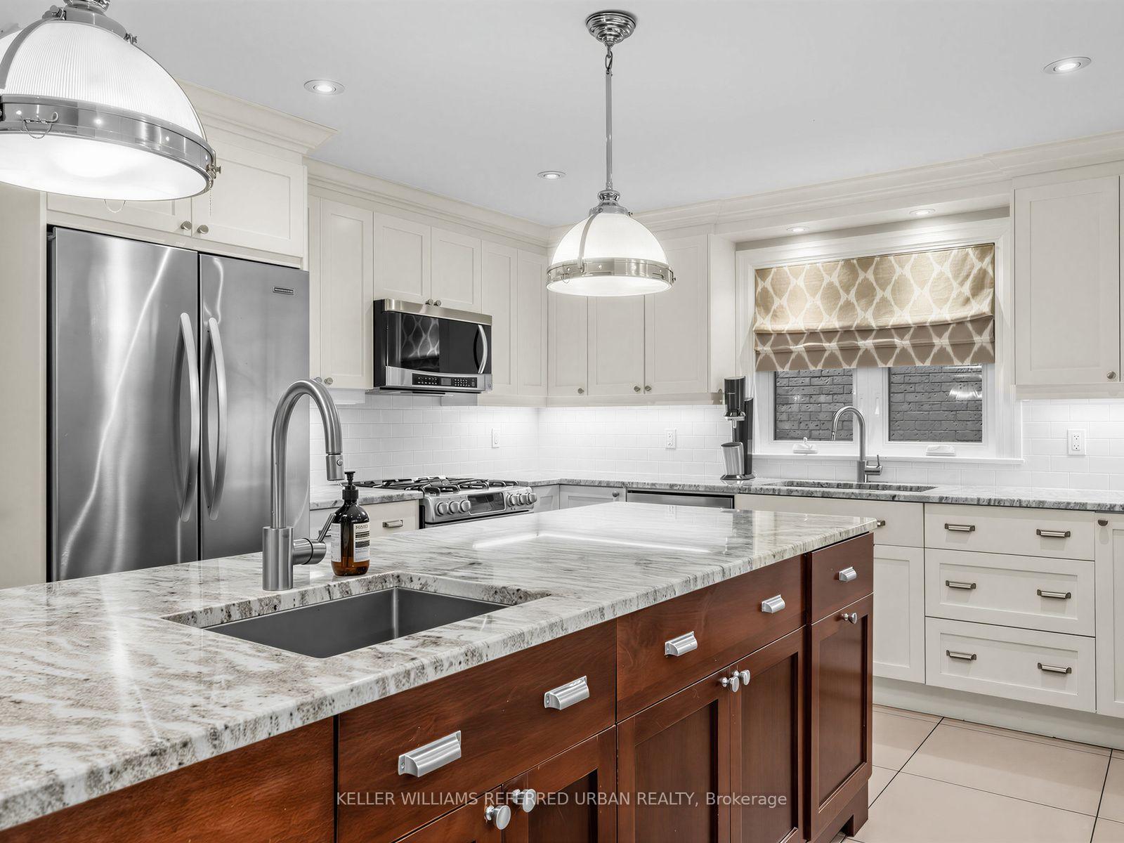 Photo 21 of 45 Fairholme Avenue, Toronto, Englemount-Lawrence — HOMEH