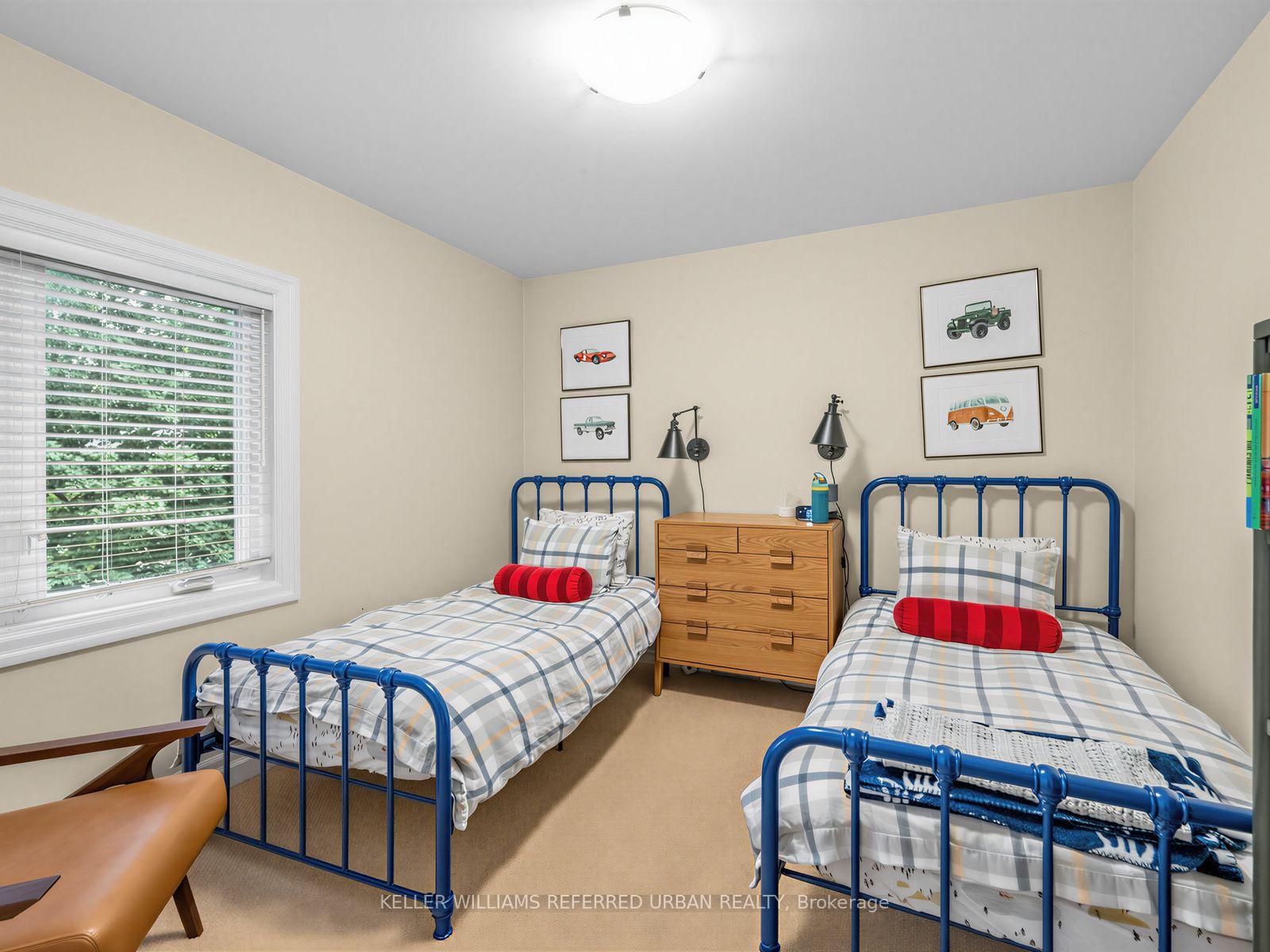 Photo 28 of 45 Fairholme Avenue, Toronto, Englemount-Lawrence — HOMEH