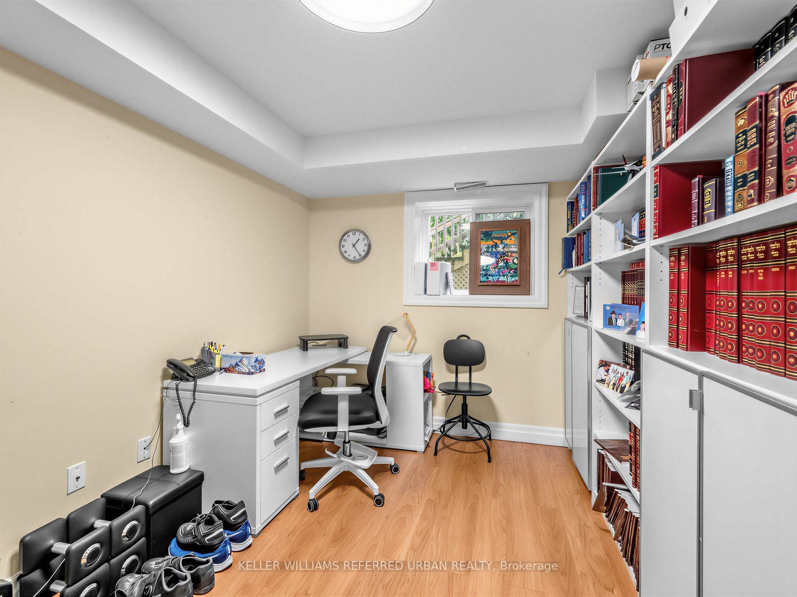 Photo 38 of 45 Fairholme Avenue, Toronto, Englemount-Lawrence — HOMEH