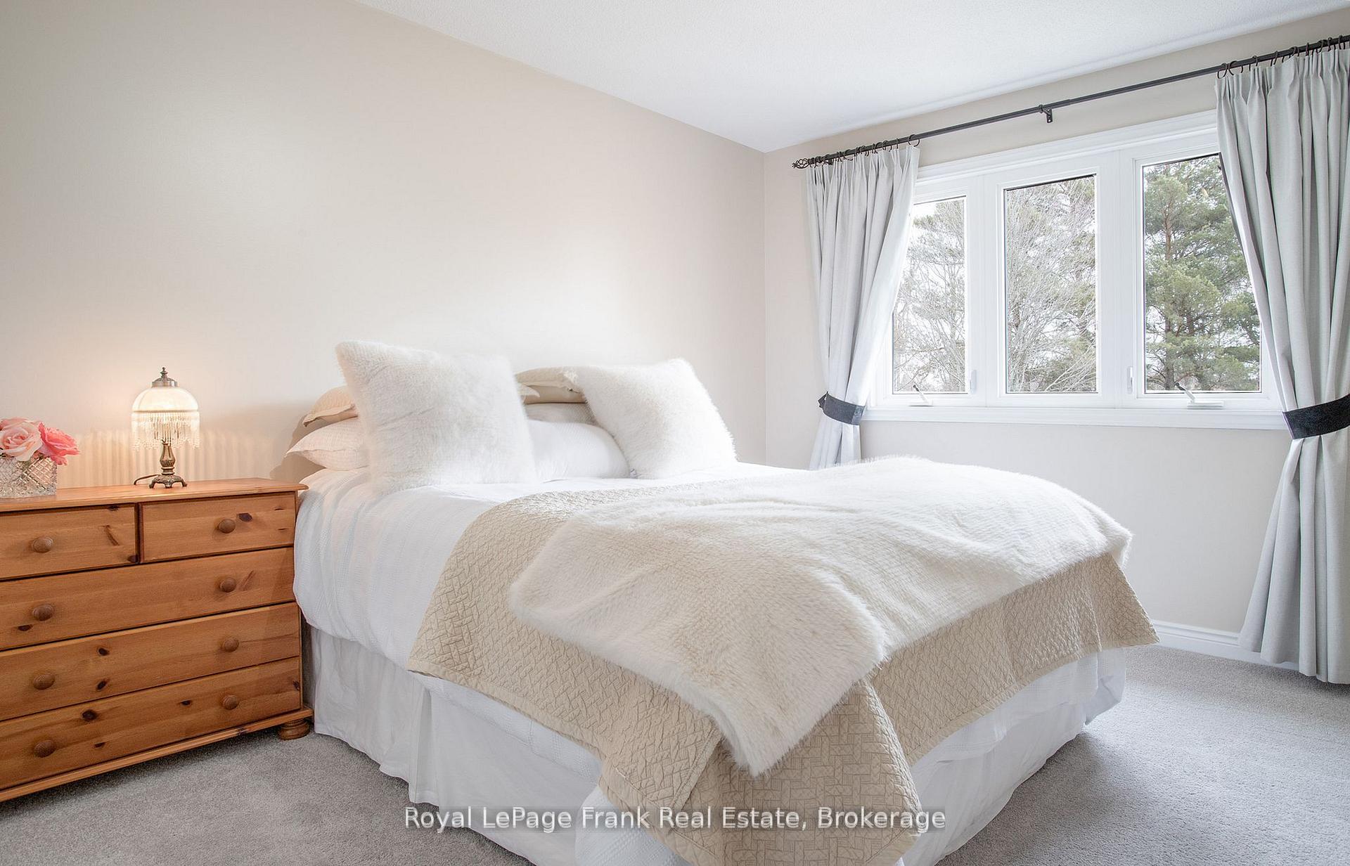 Photo 36 of 85 Ambleside Drive, Scugog, Rural Scugog — HOMEH