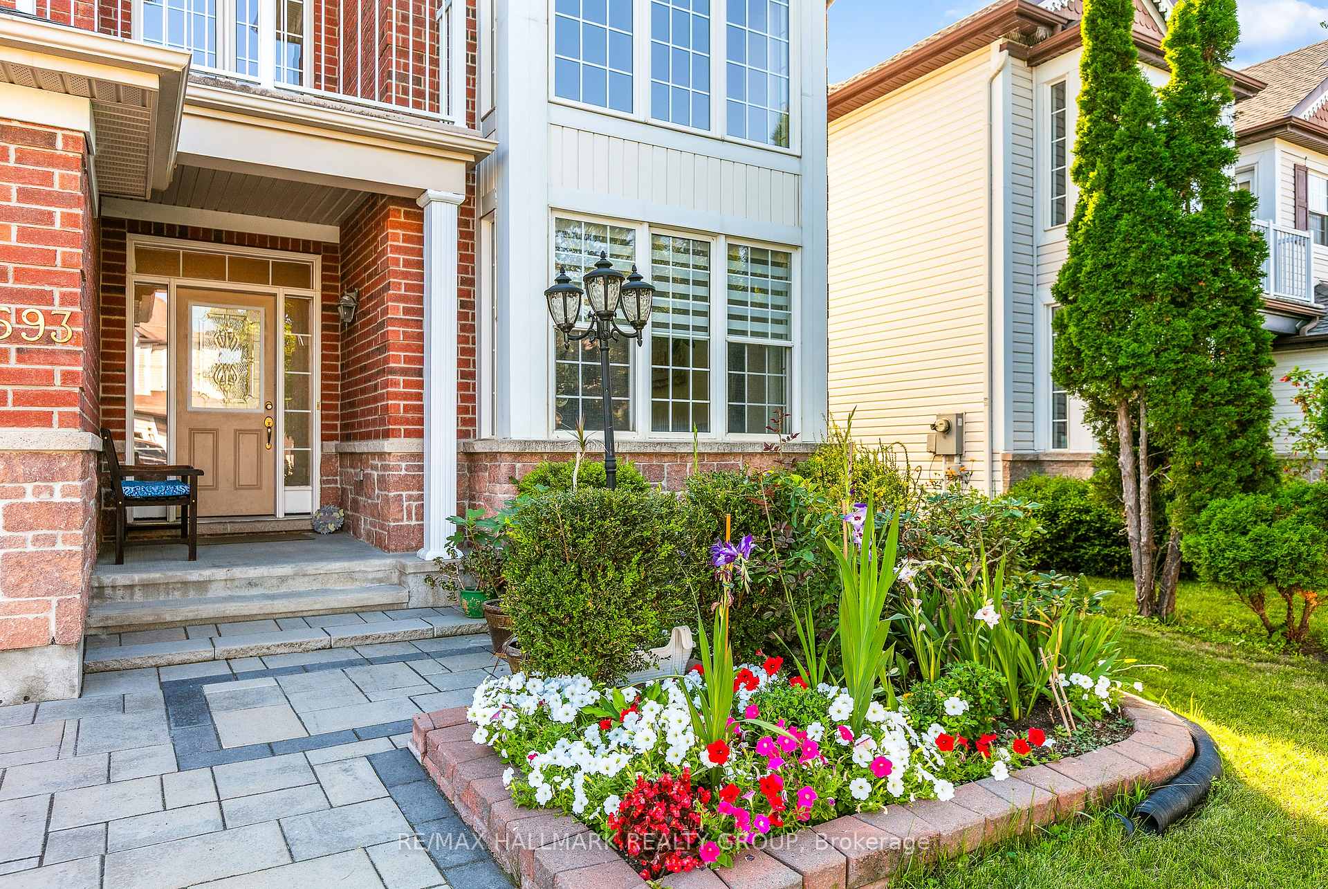 Photo 8 of 593 Anjana Circle, Ottawa, Barrhaven - Cedargrove/Fraserdale — HOMEH