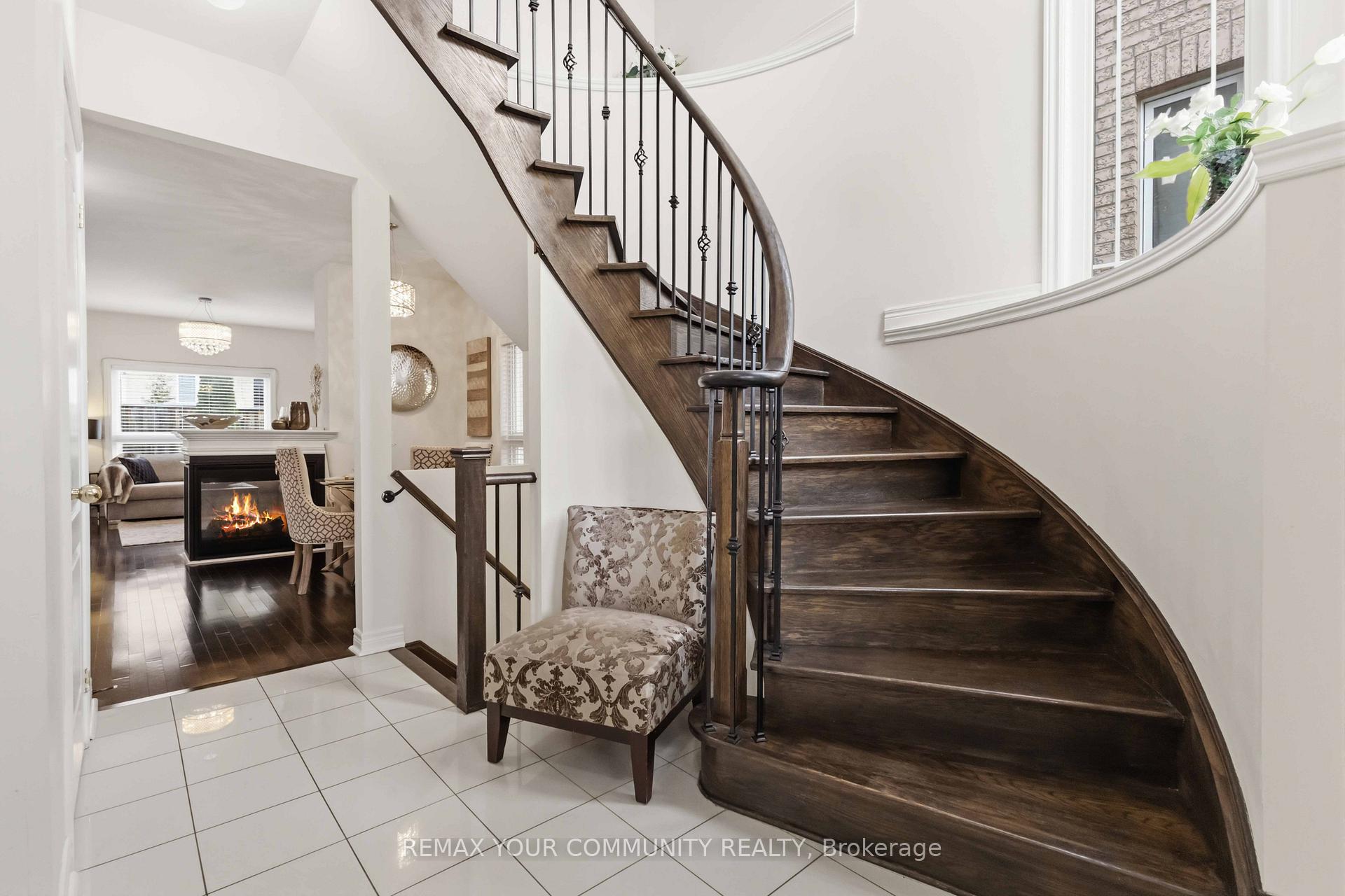 Photo 7 of 28 Cater Avenue, Ajax, Northeast Ajax — HOMEH