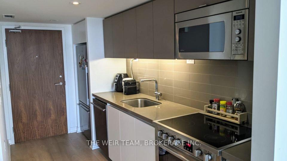 Photo 2 of Unit 3109, 75 Queens Wharf Road, Toronto, Waterfront Communities — HOMEH