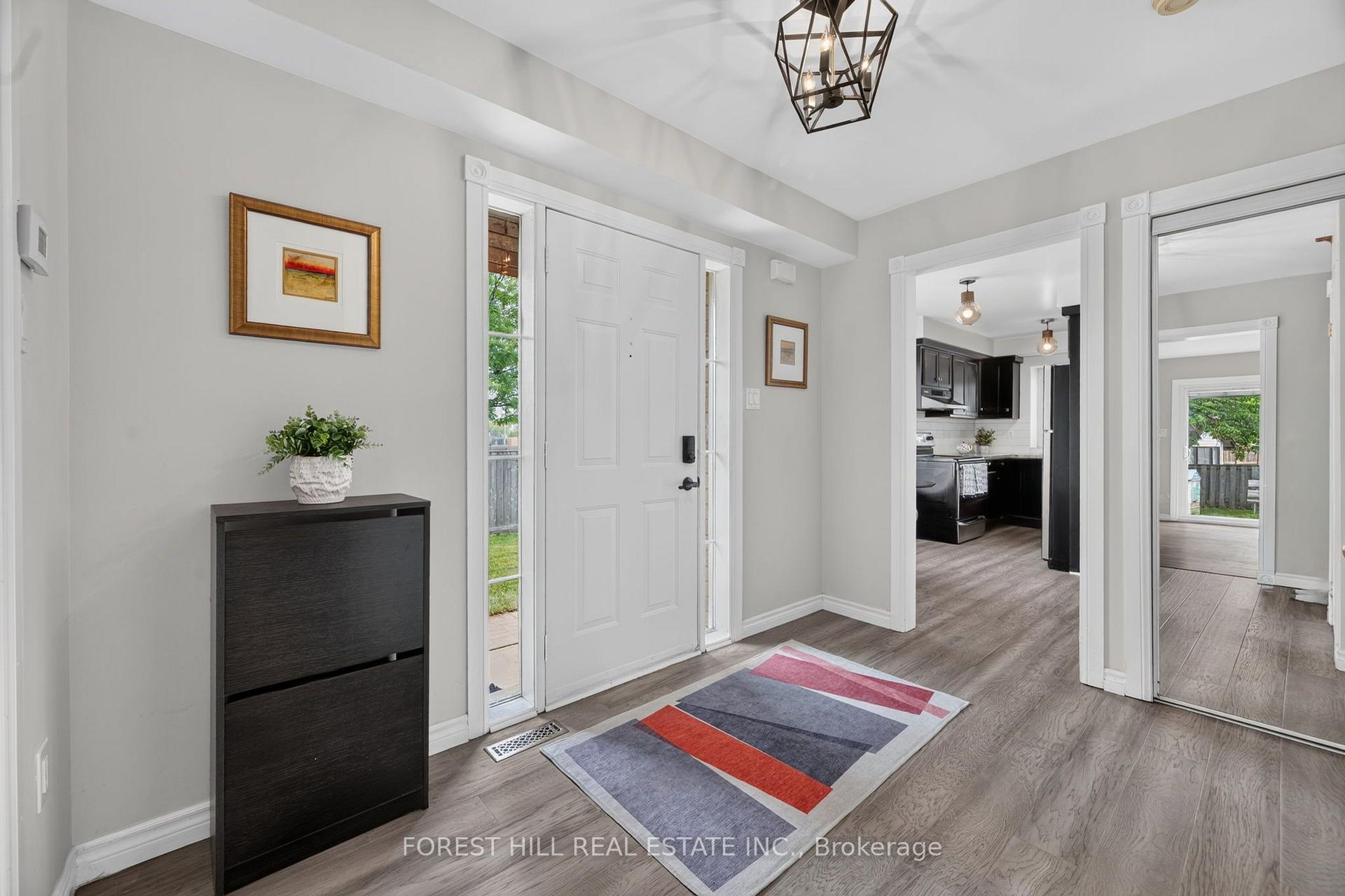 Photo 8 of 1 Teahouse Road, Vaughan, East Woodbridge — HOMEH