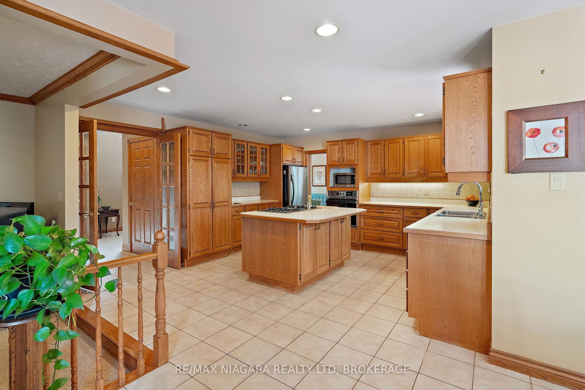Photo 13 of 3908 Carolynn Court, Lincoln, Lincoln-Jordan/Vineland — HOMEH