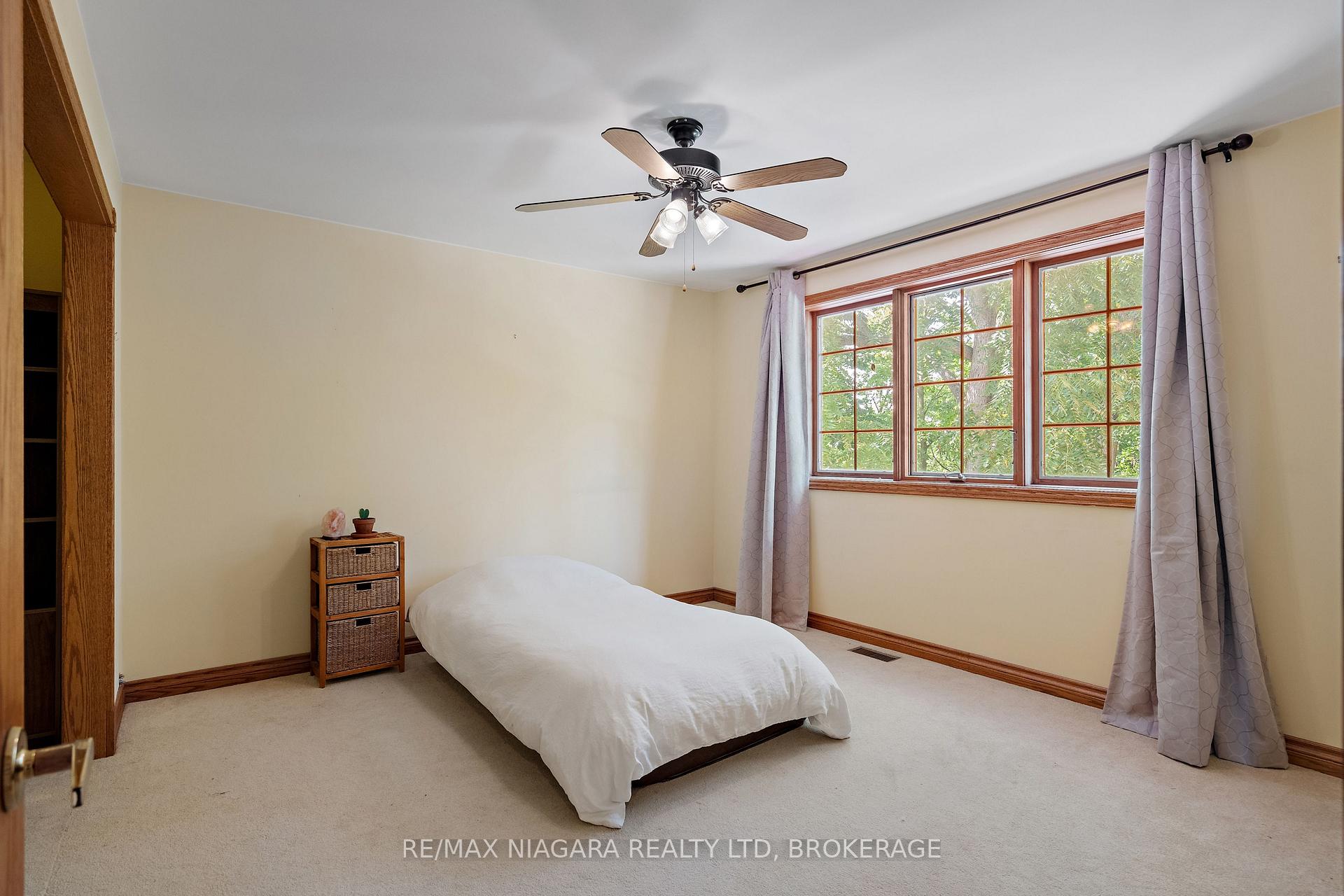 Photo 17 of 3908 Carolynn Court, Lincoln, Lincoln-Jordan/Vineland — HOMEH