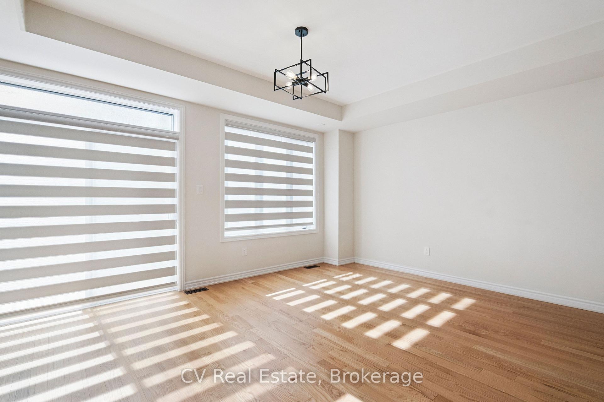 Photo 7 of 1406 Almonte Drive, Burlington, Tyandaga — HOMEH