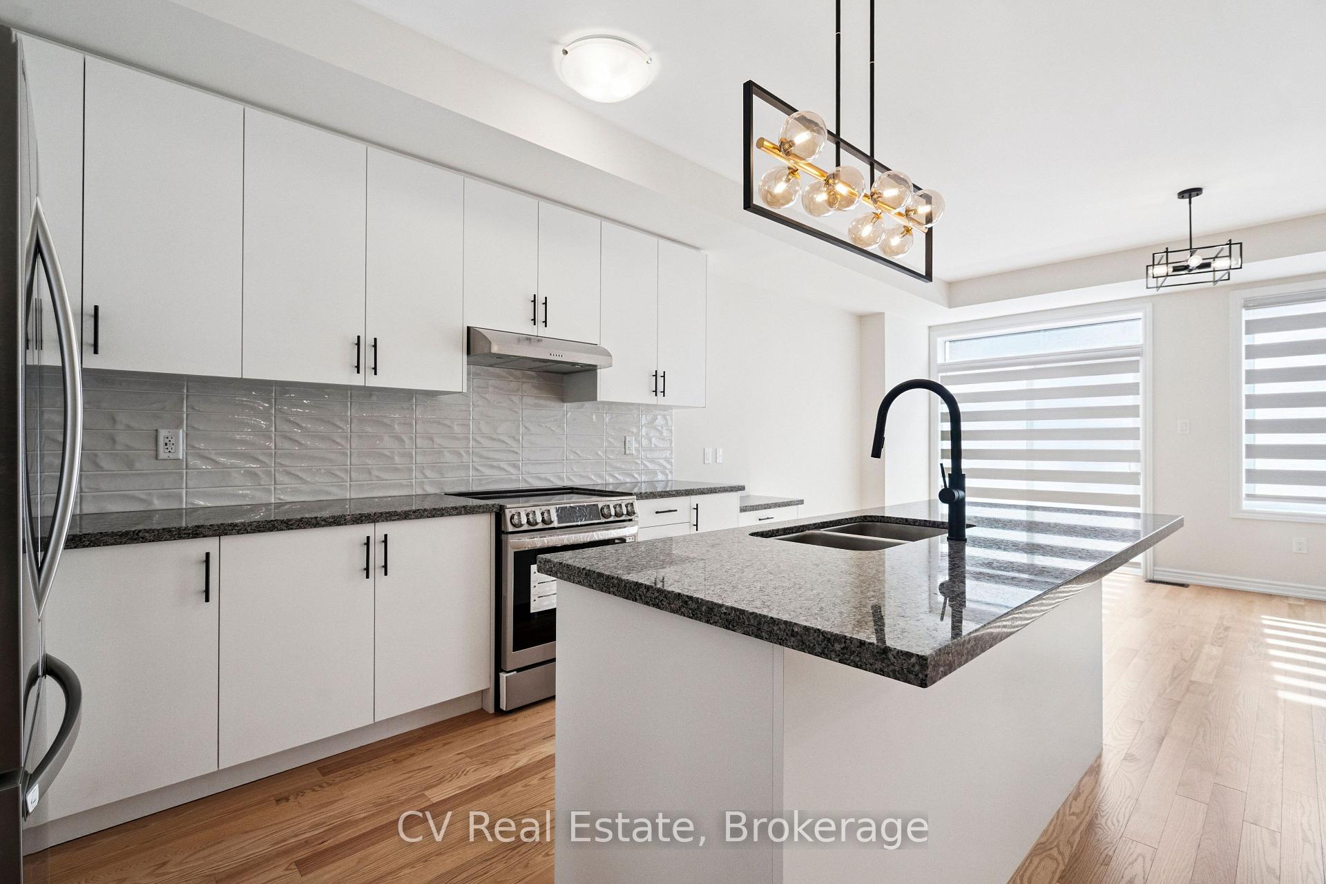 Photo 12 of 1406 Almonte Drive, Burlington, Tyandaga — HOMEH