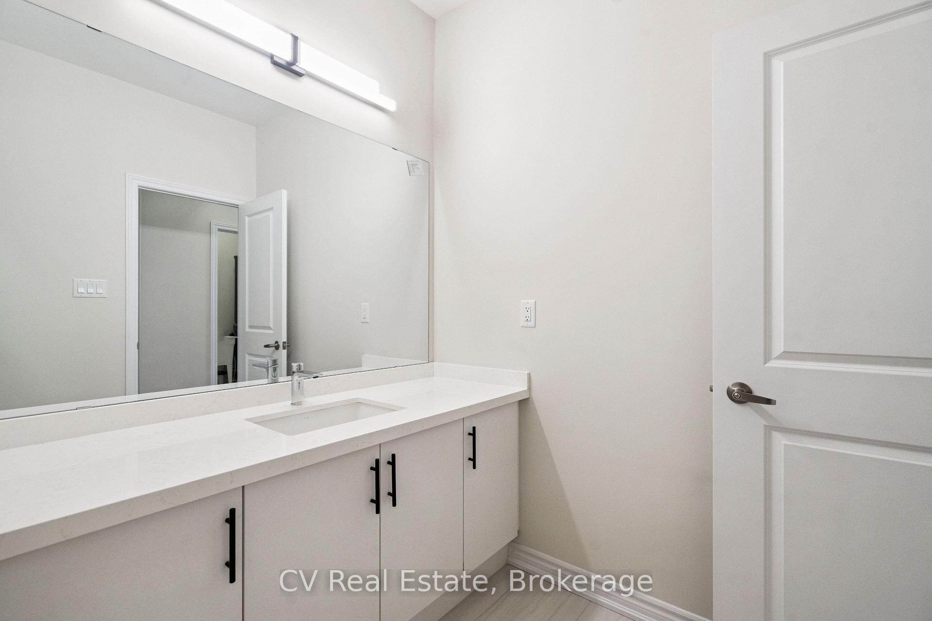 Photo 19 of 1406 Almonte Drive, Burlington, Tyandaga — HOMEH