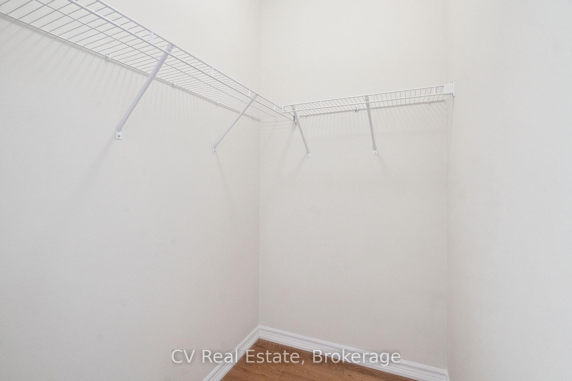Photo 23 of 1406 Almonte Drive, Burlington, Tyandaga — HOMEH