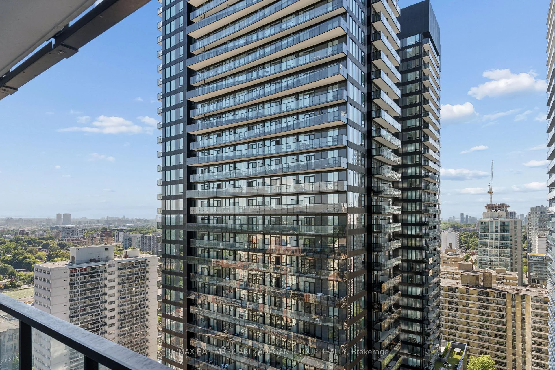 Photo 35 of Unit 2102, 110 Broadway Avenue, Toronto, Mount Pleasant West — HOMEH