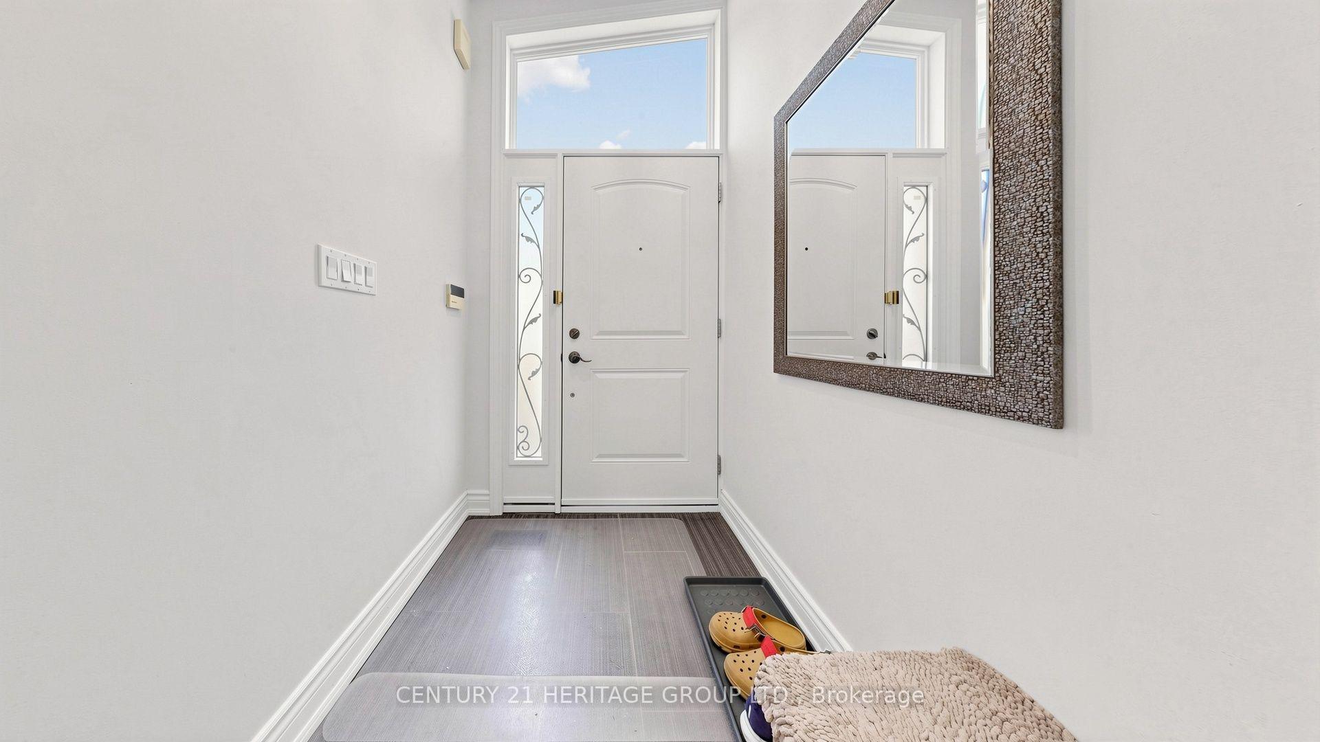 Photo 5 of 33 Tollerton Avenue, North York, Bayview Woods-Steeles — HOMEH