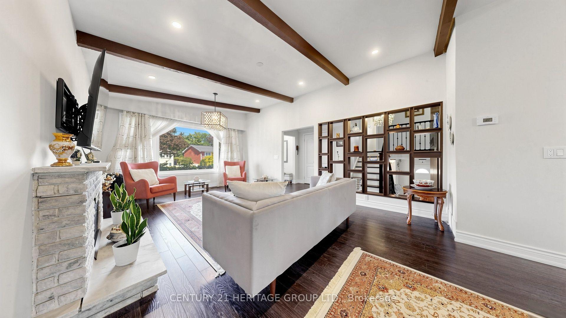 Photo 15 of 33 Tollerton Avenue, North York, Bayview Woods-Steeles — HOMEH