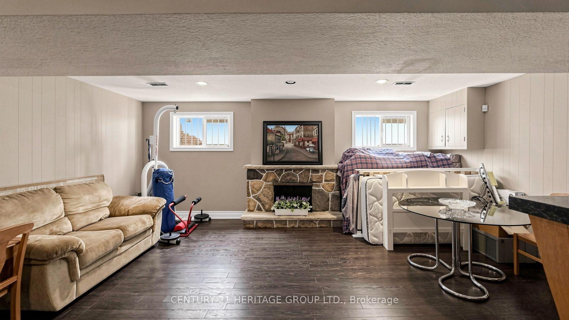 Photo 33 of 33 Tollerton Avenue, North York, Bayview Woods-Steeles — HOMEH