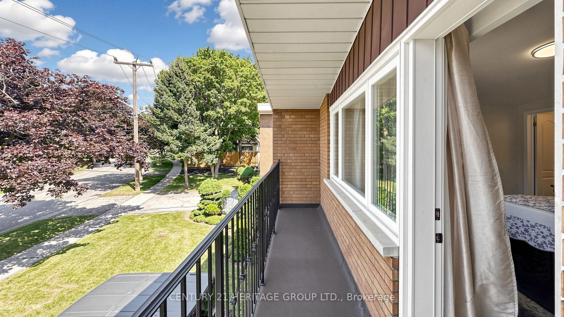 Photo 43 of 33 Tollerton Avenue, North York, Bayview Woods-Steeles — HOMEH