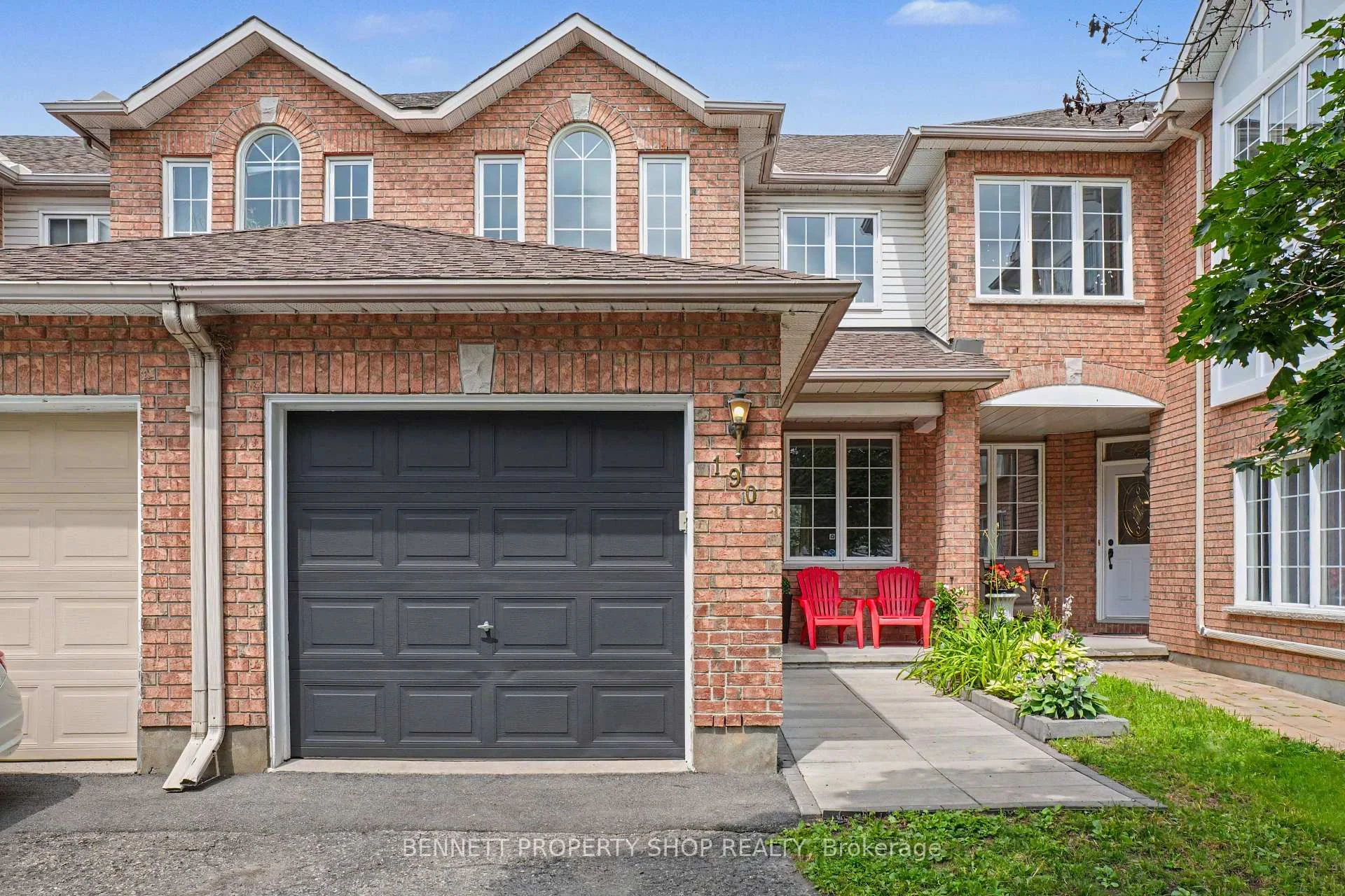 Photo 2 of 190 Forestglade Crescent, Ottawa, Hunt Club Park — HOMEH