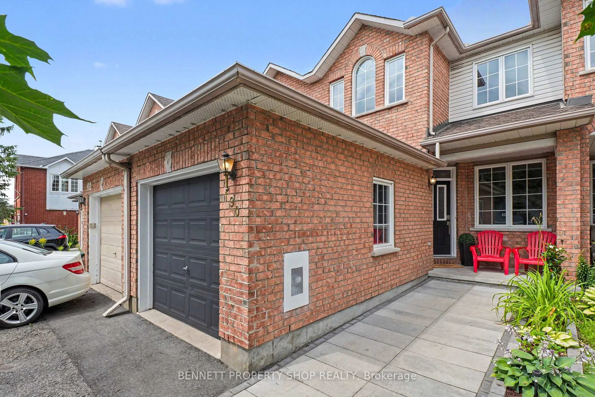 Photo 4 of 190 Forestglade Crescent, Ottawa, Hunt Club Park — HOMEH