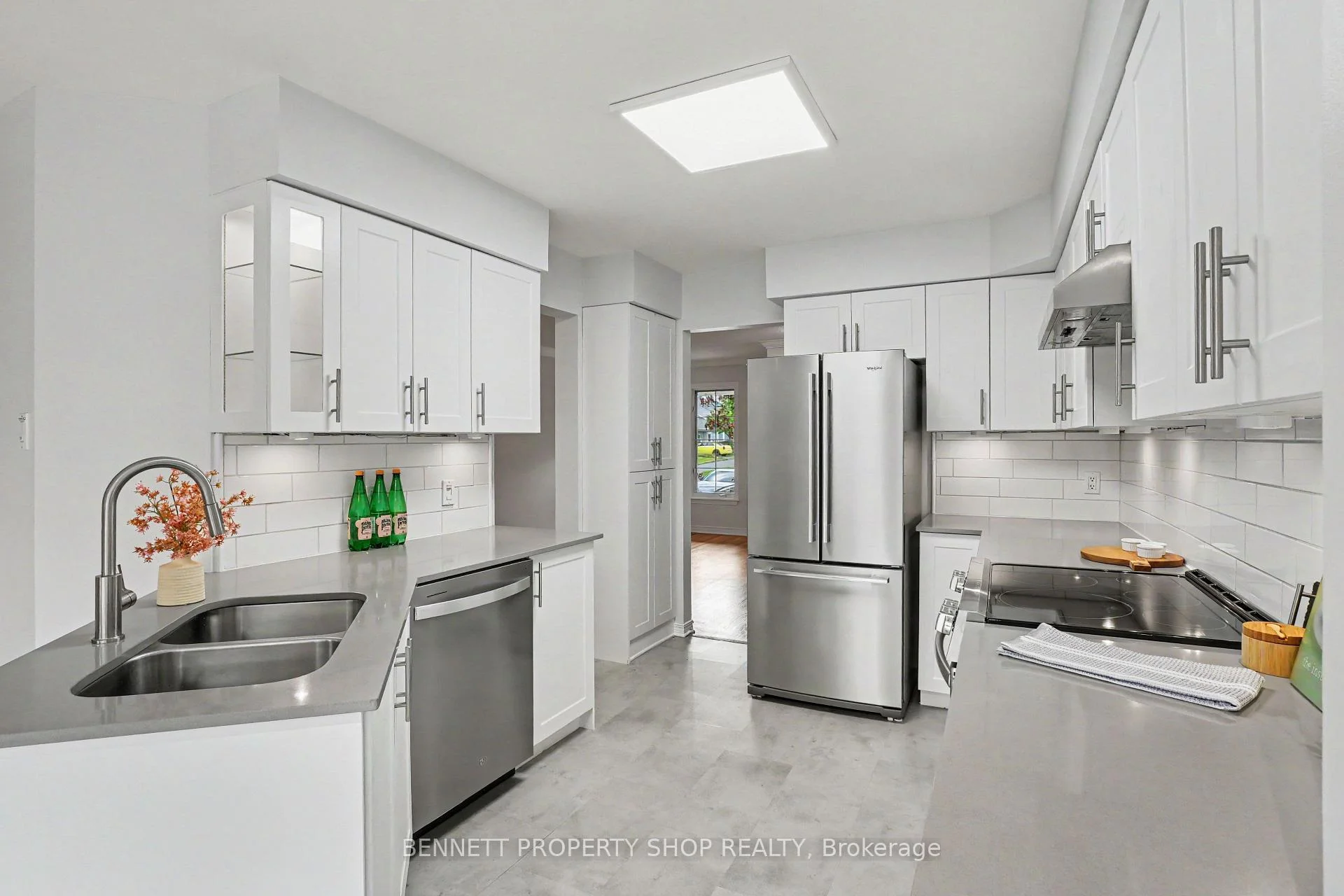 Photo 14 of 190 Forestglade Crescent, Ottawa, Hunt Club Park — HOMEH