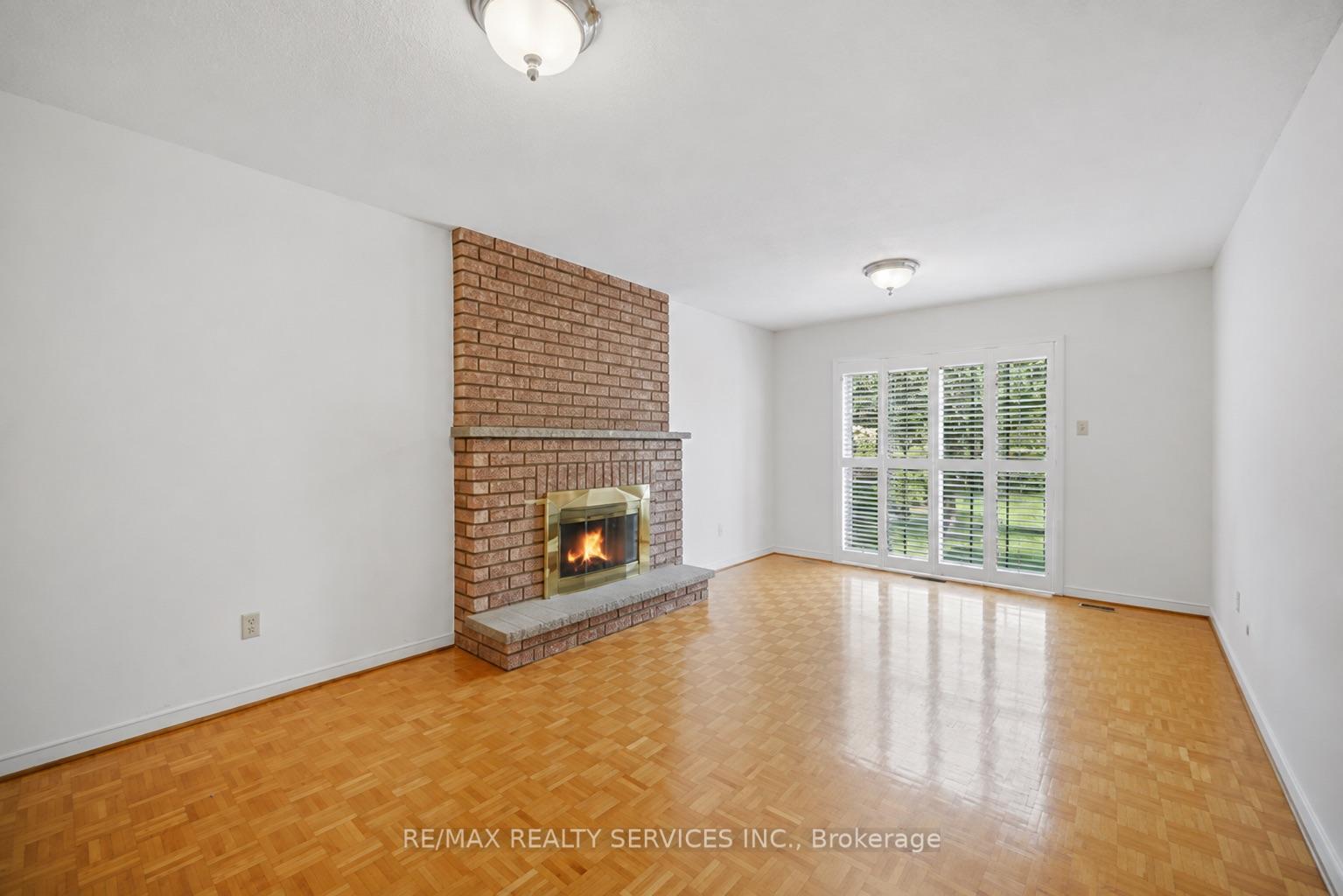 Photo 16 of 49 Turtlecreek Boulevard, Brampton, Fletcher's Creek South — HOMEH