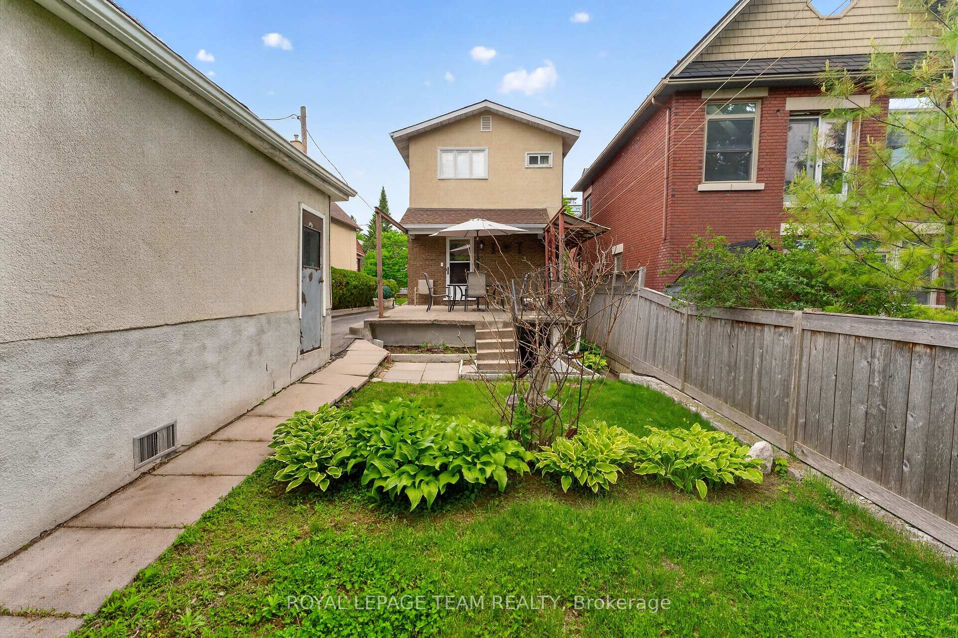 Photo 37 of 274 Breezehill Avenue S, Ottawa, West Centre Town — HOMEH