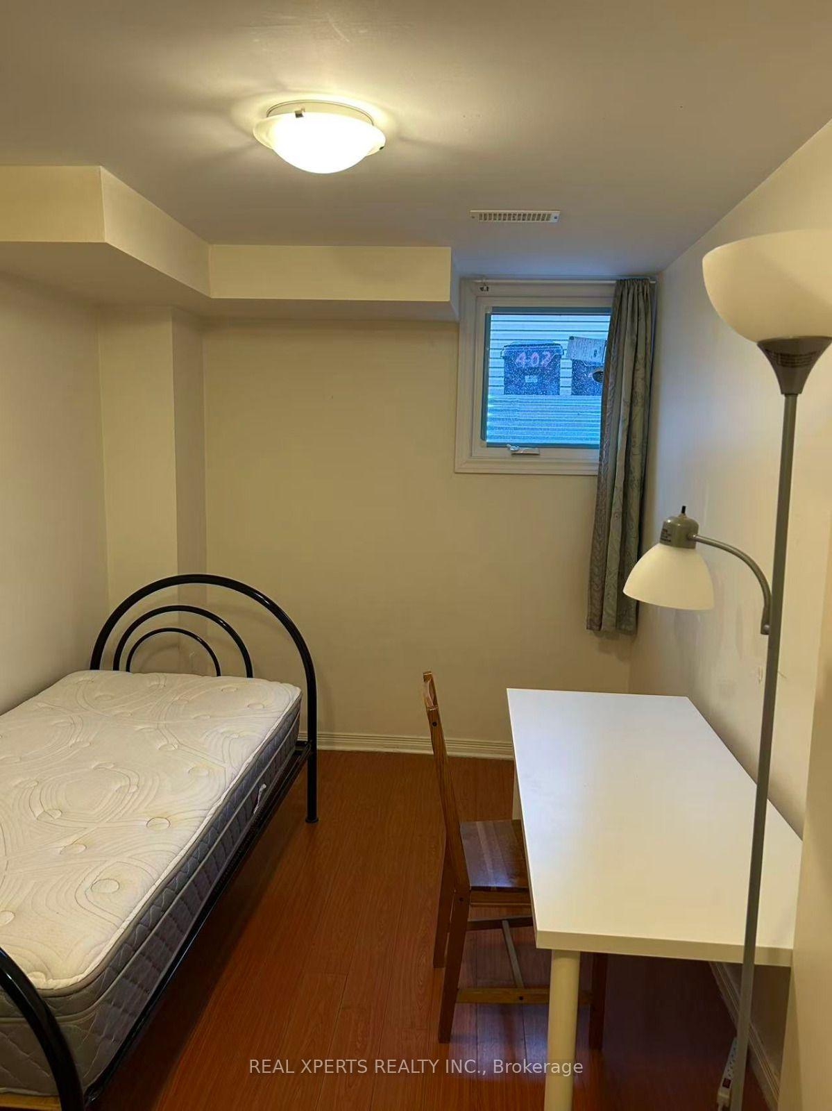 Photo 3 of 402 Cook Road, North York, York University Heights — HOMEH