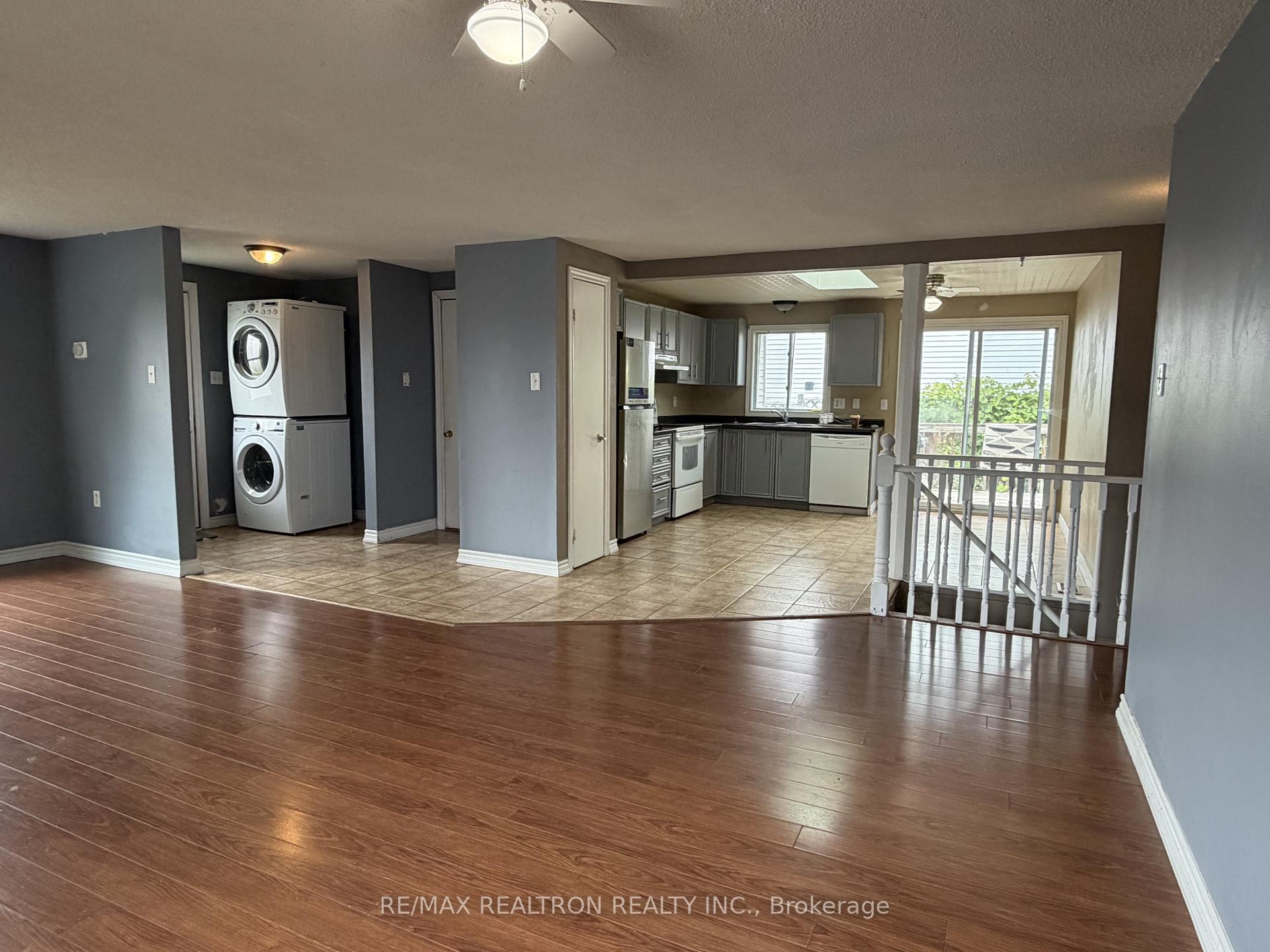 Photo 6 of 420 Grove Street E, Barrie, Grove East — HOMEH