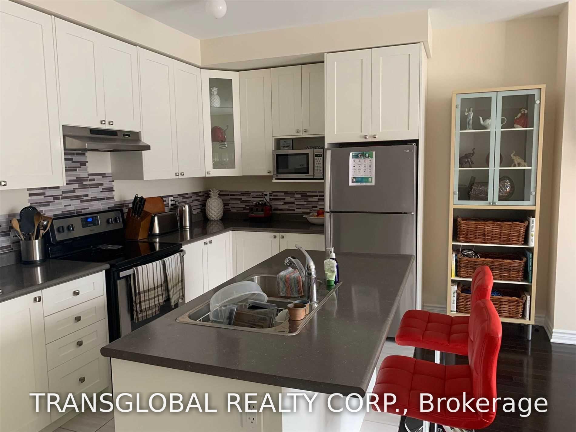 Photo 5 of 183 Beechborough Crescent, East Gwillimbury, Sharon — HOMEH