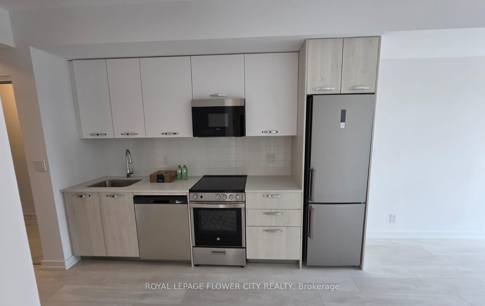 Photo 5 of Unit 712, 75 James Street, Hamilton, Corktown — HOMEH