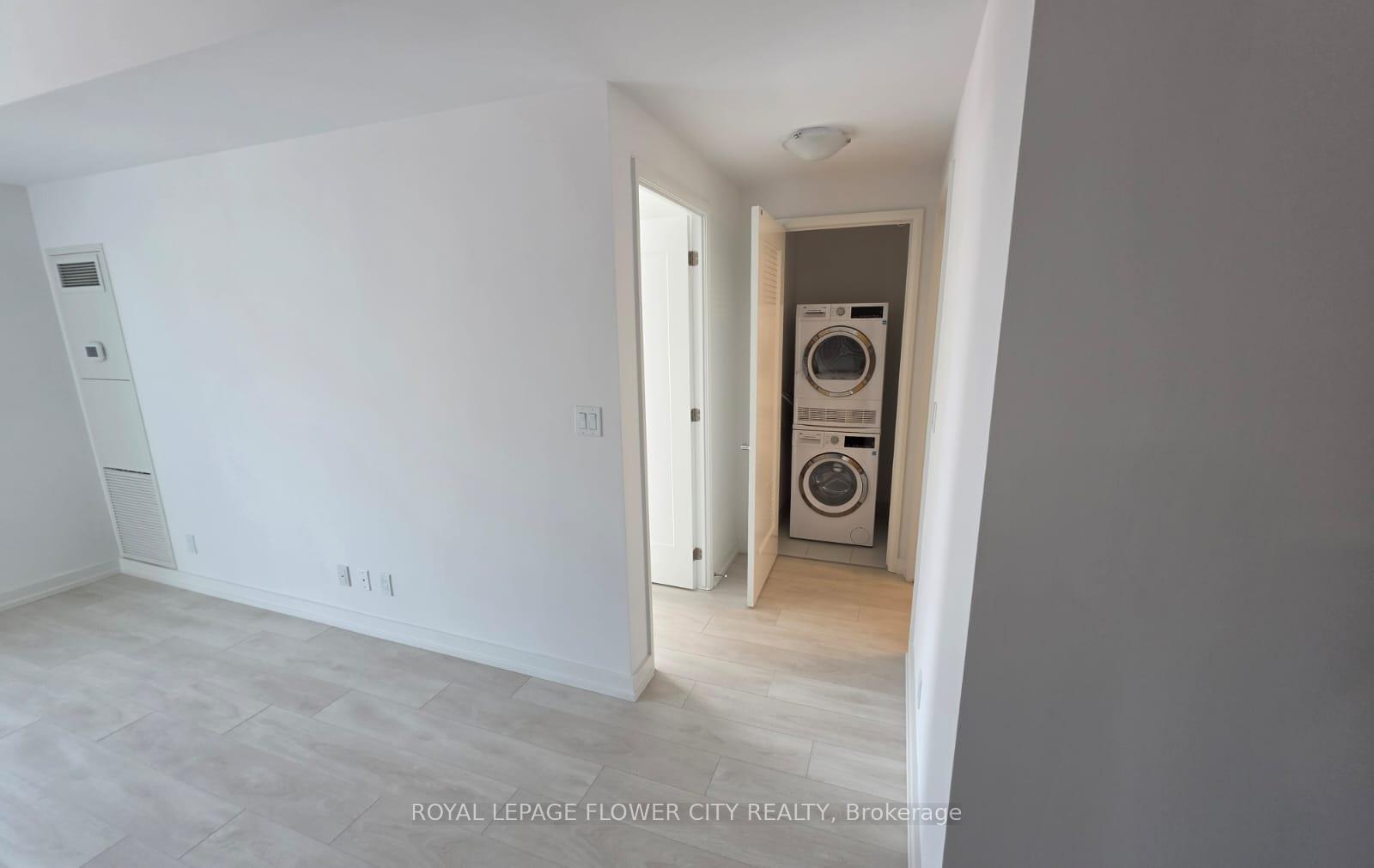 Photo 6 of Unit 712, 75 James Street, Hamilton, Corktown — HOMEH