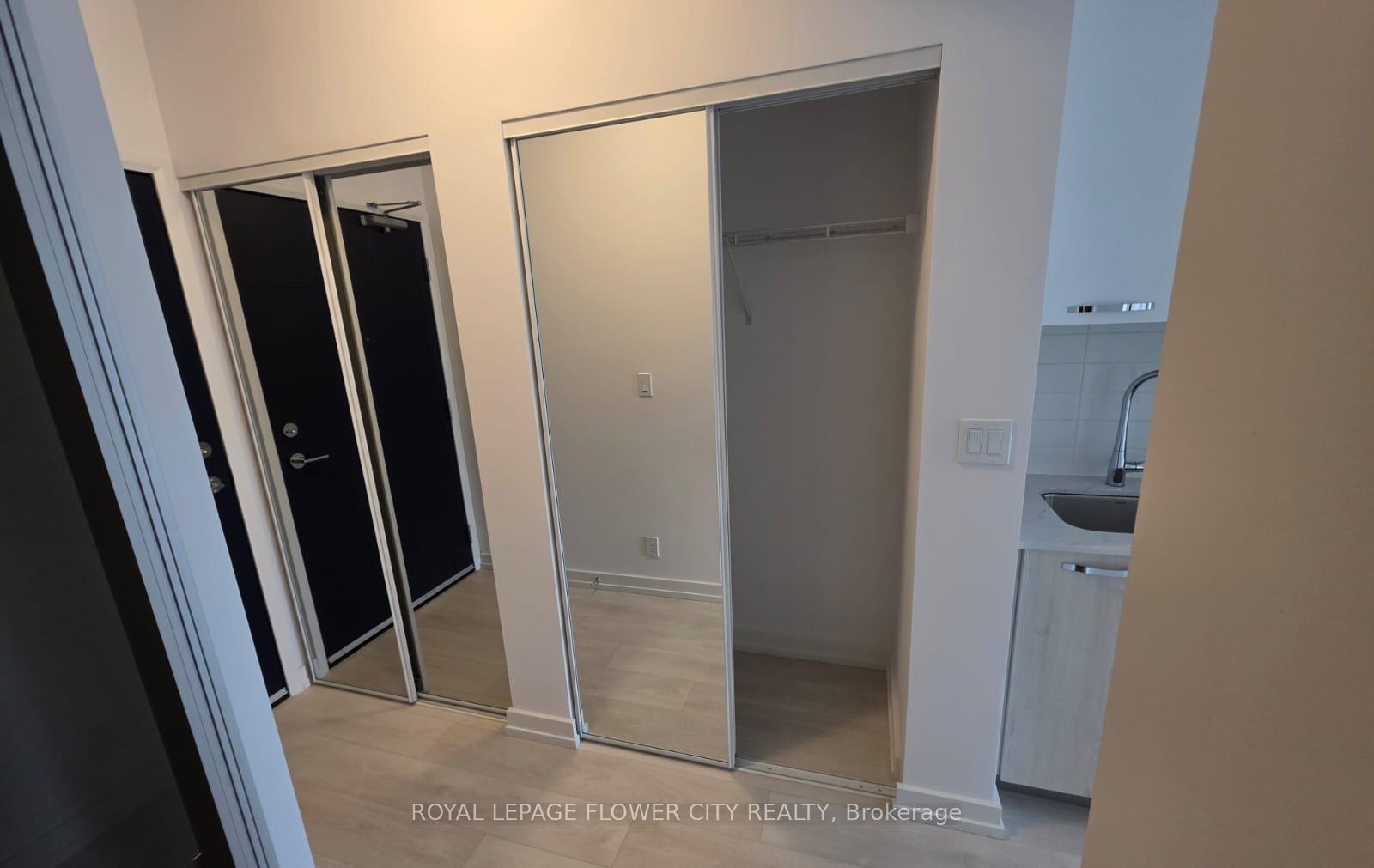 Photo 14 of Unit 712, 75 James Street, Hamilton, Corktown — HOMEH