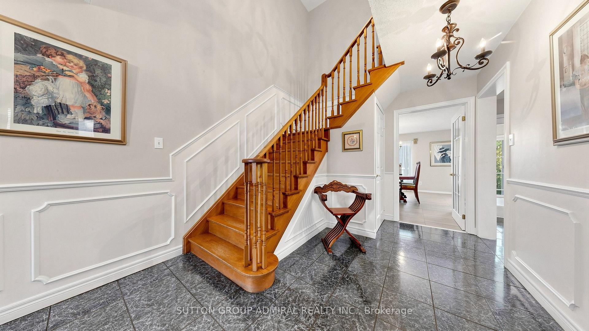 Photo 5 of 18 Richbell Street, Vaughan, Brownridge — HOMEH