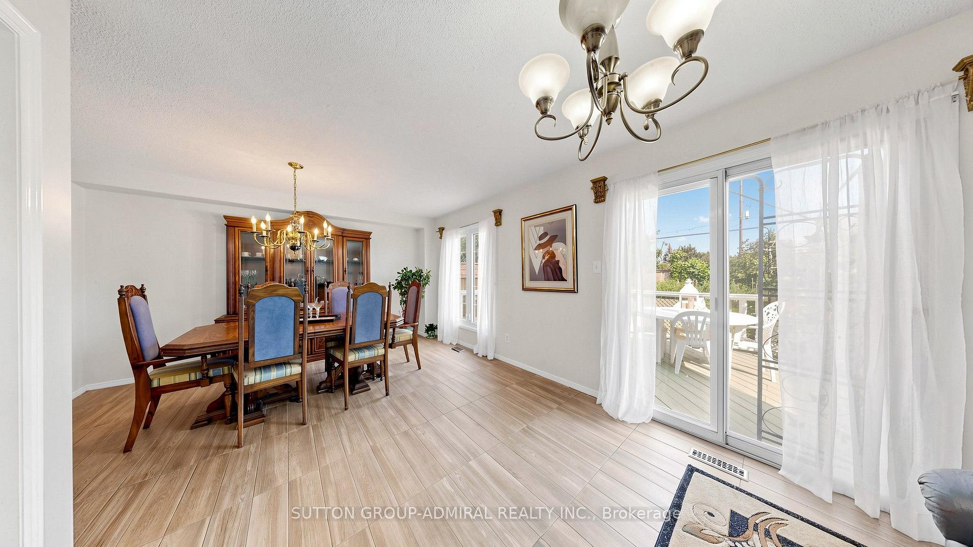 Photo 16 of 18 Richbell Street, Vaughan, Brownridge — HOMEH