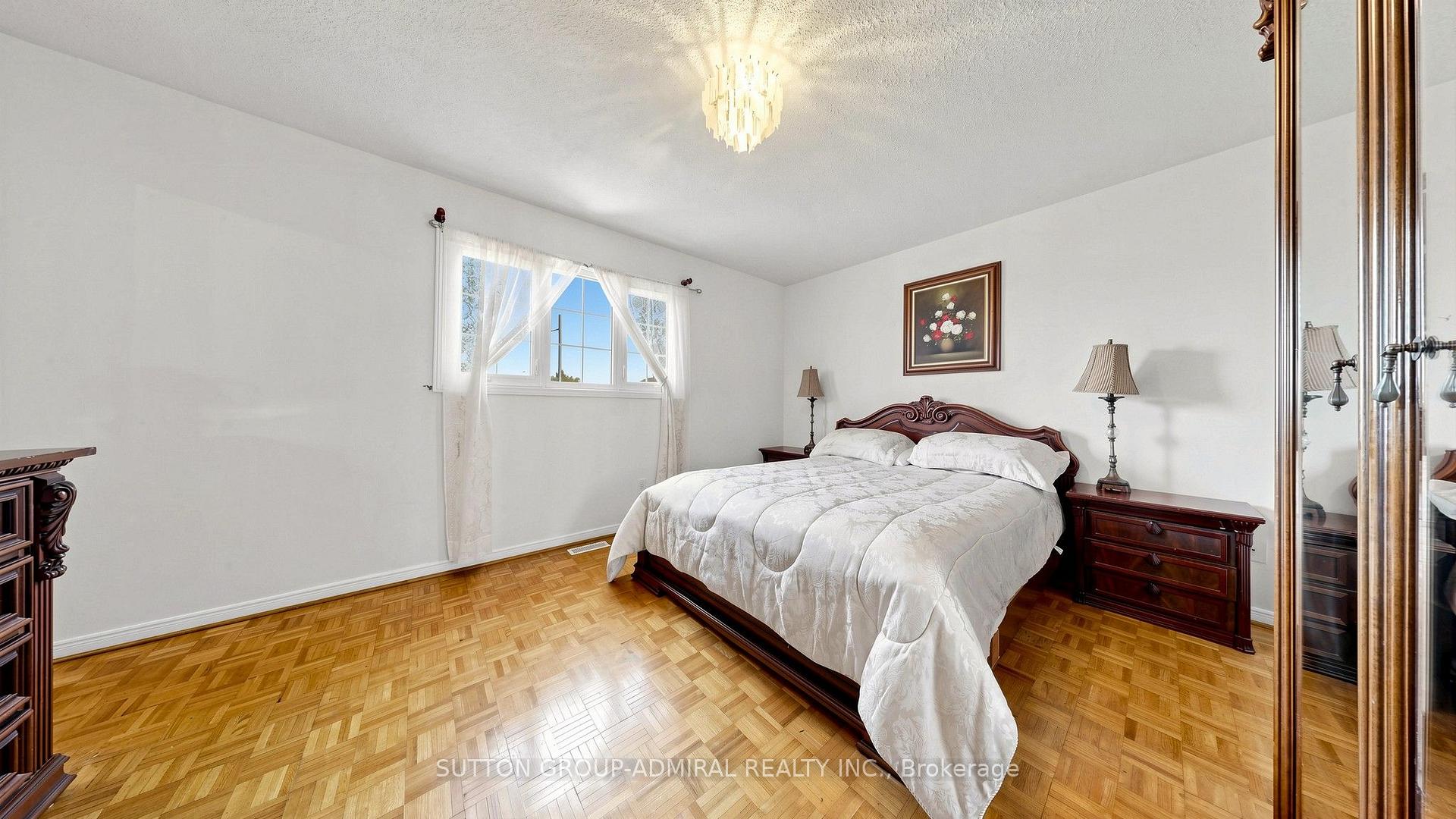 Photo 22 of 18 Richbell Street, Vaughan, Brownridge — HOMEH