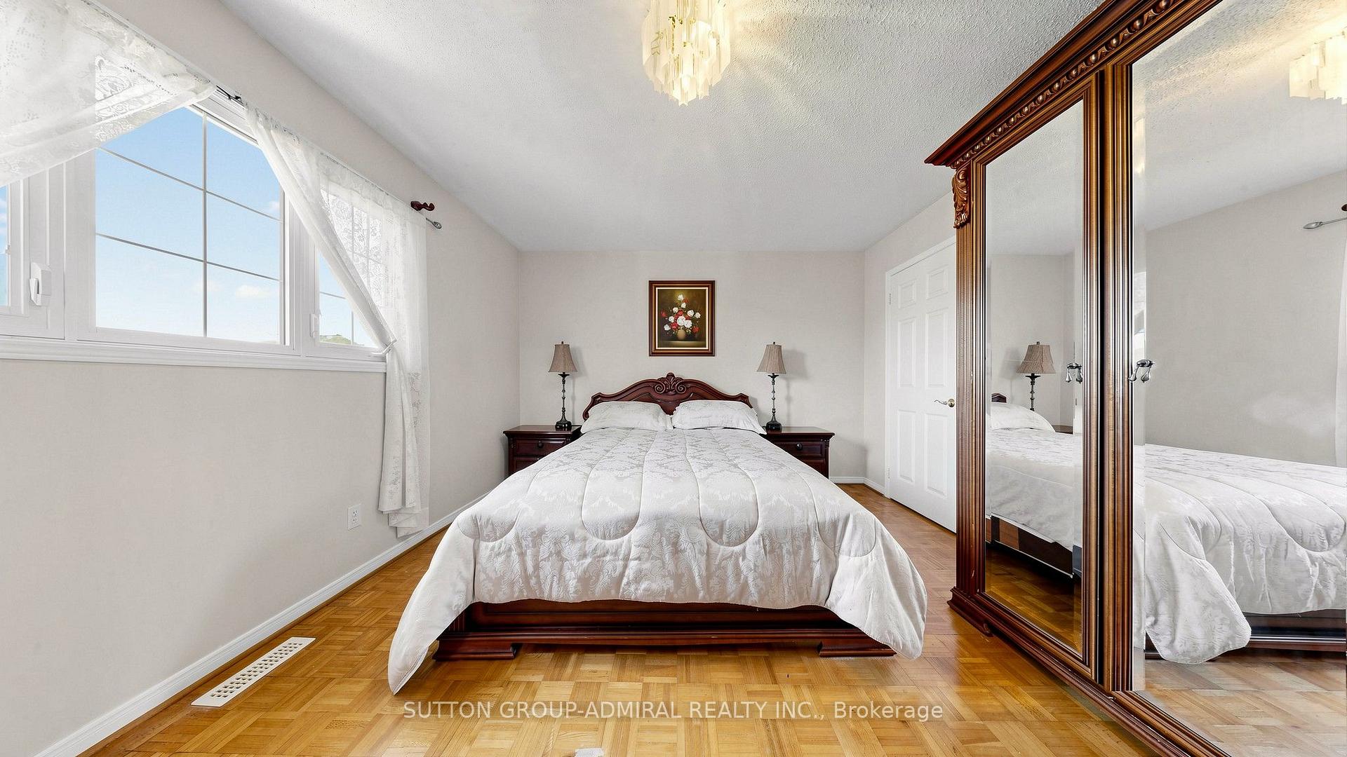Photo 23 of 18 Richbell Street, Vaughan, Brownridge — HOMEH