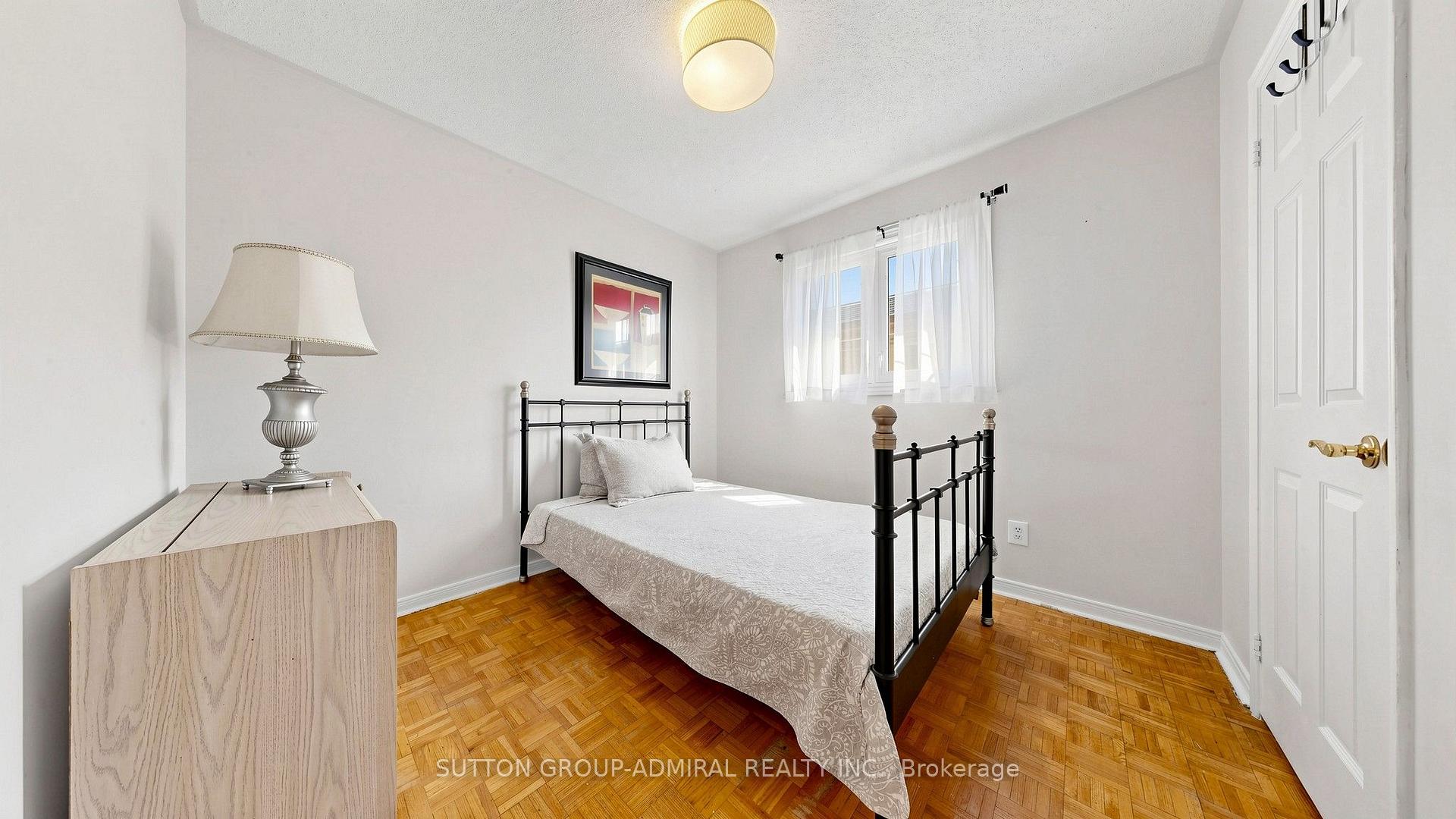 Photo 26 of 18 Richbell Street, Vaughan, Brownridge — HOMEH