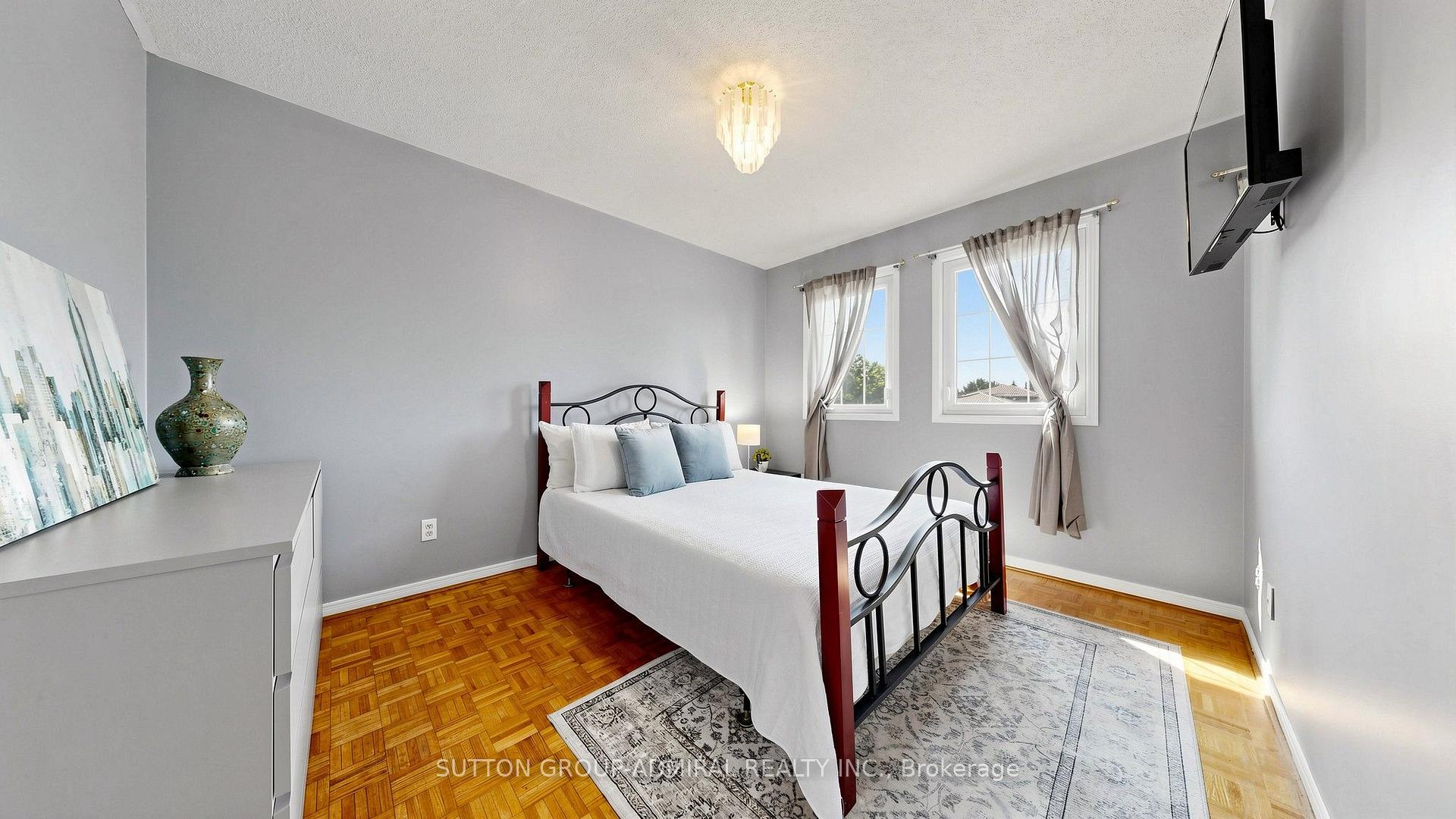 Photo 28 of 18 Richbell Street, Vaughan, Brownridge — HOMEH