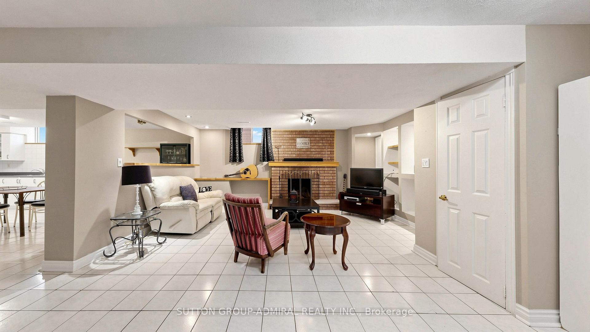 Photo 35 of 18 Richbell Street, Vaughan, Brownridge — HOMEH