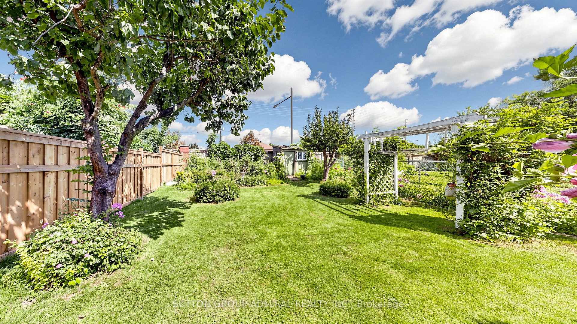 Photo 45 of 18 Richbell Street, Vaughan, Brownridge — HOMEH