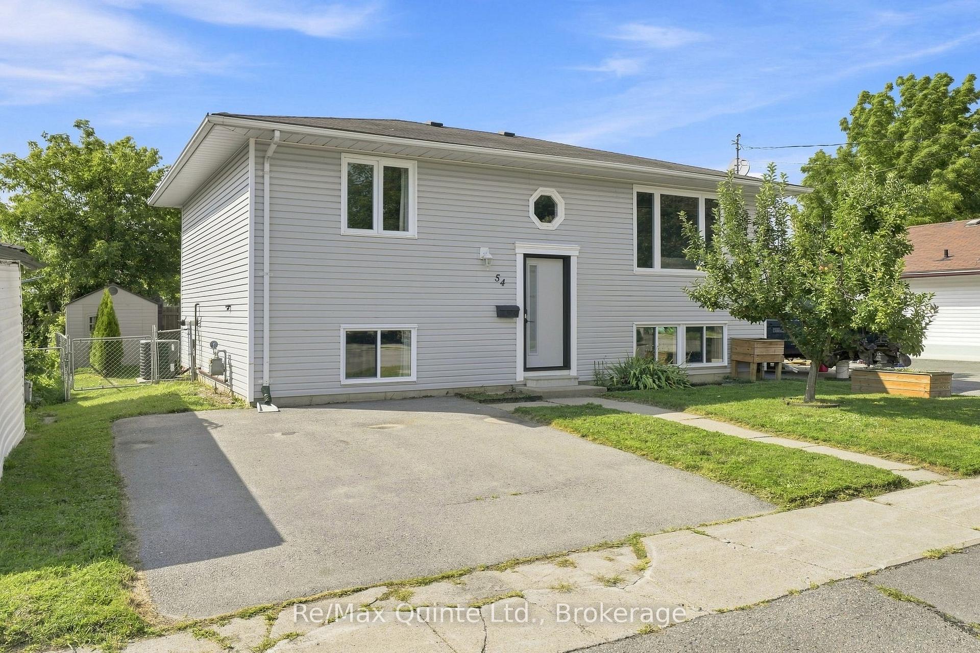 Photo 2 of 54 Bentinck Street, Quinte West, Trenton Ward — HOMEH