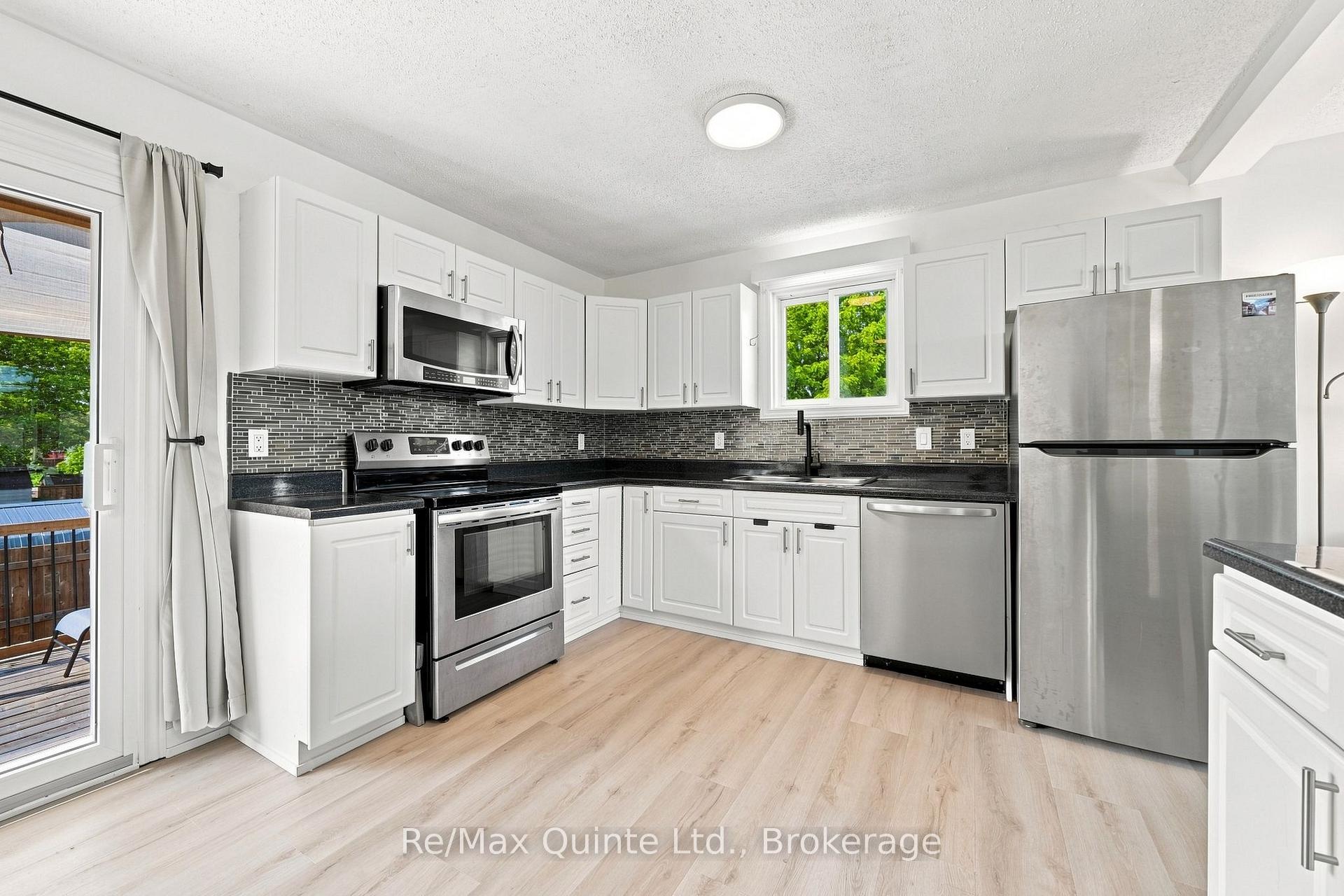 Photo 17 of 54 Bentinck Street, Quinte West, Trenton Ward — HOMEH